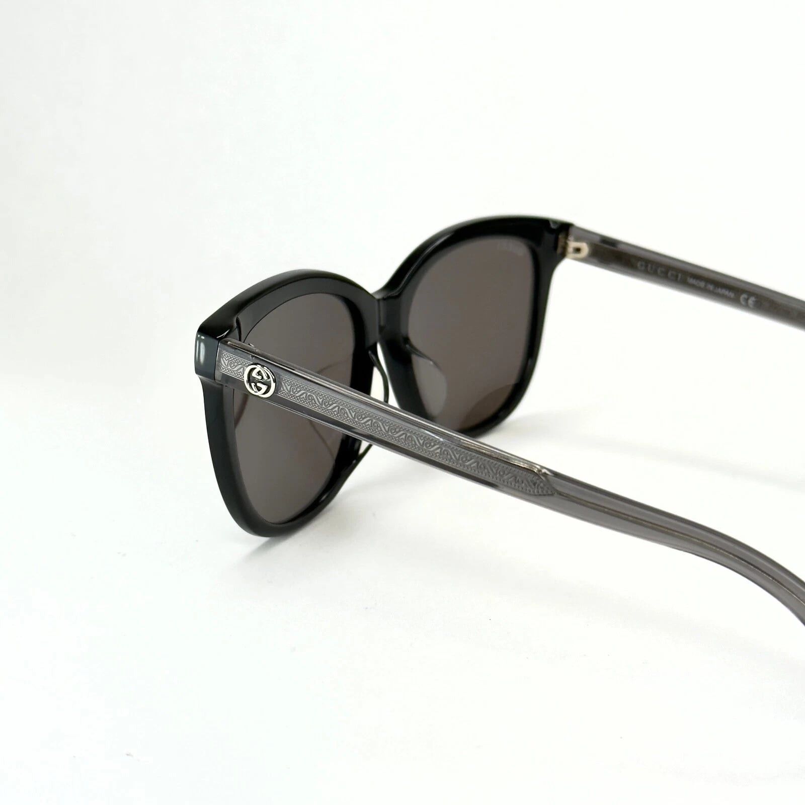 Gucci GUCCI GG0082S 0082 Oversized Crystal Black Sunglasses 002 Size ONE SIZE - 4 Thumbnail