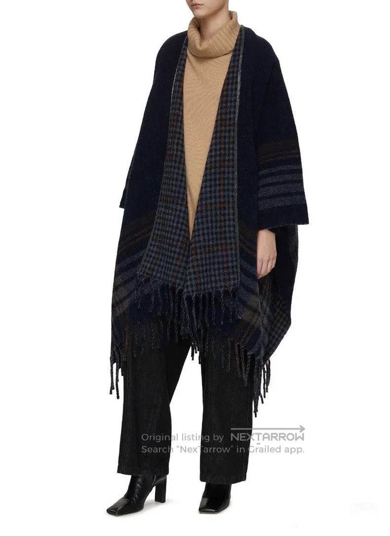 Brunello Cucinelli Brunello Cucinelli Shawl Size L / US 10 / IT 46 - 1 Thumbnail
