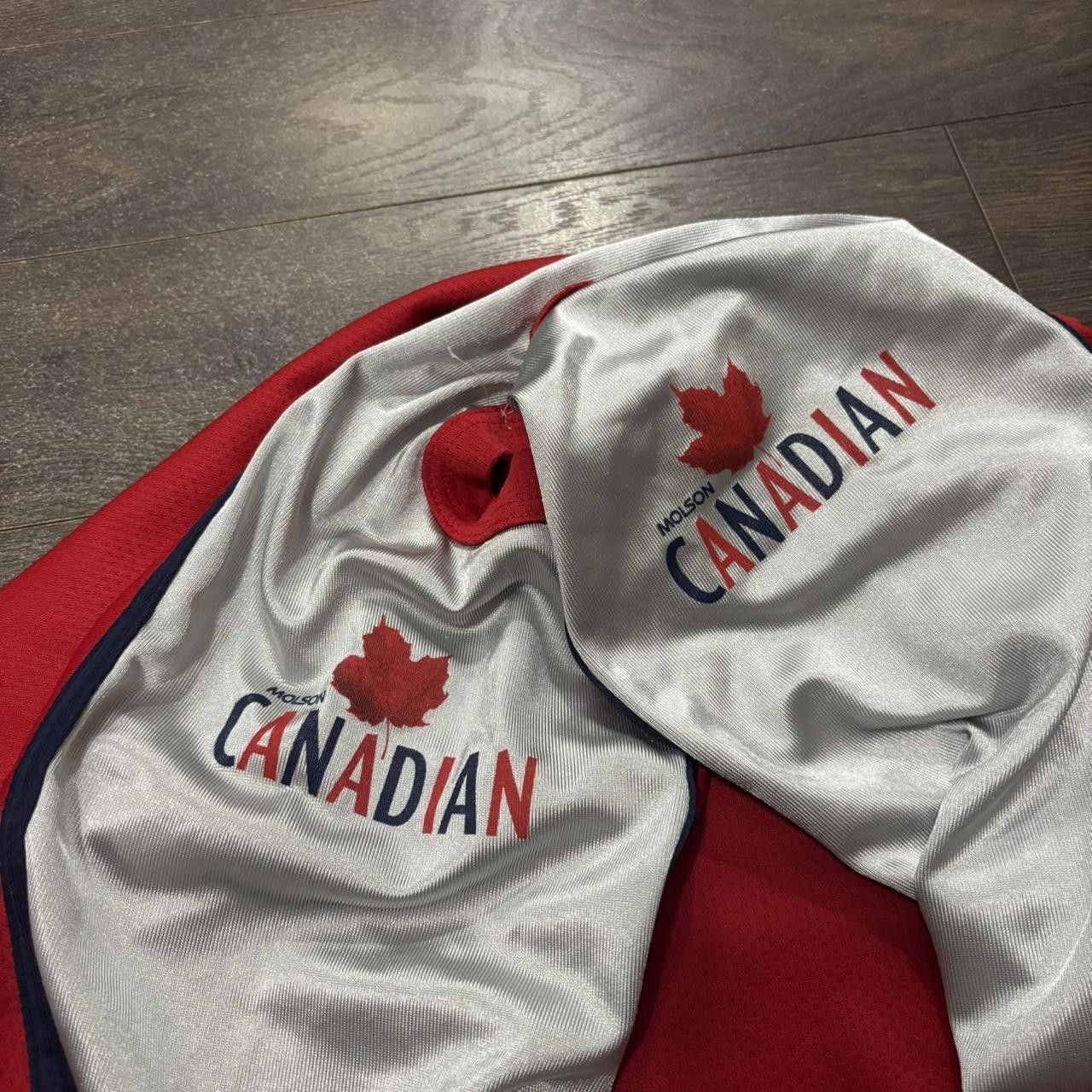 Designer Vintage molson Canadian I am Canadian leaf hockey jersey XL Size US XL / EU 56 / 4 - 6 Thumbnail