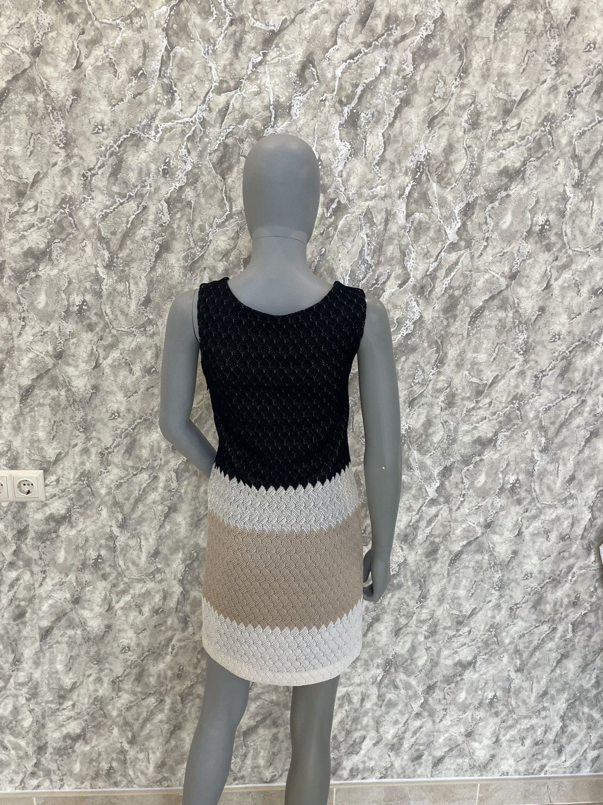 Missoni Missoni Women's Sleeveless Knit Mini Dress Chevron Pattern Size XS / US 0-2 / IT 36-38 - 7 Thumbnail