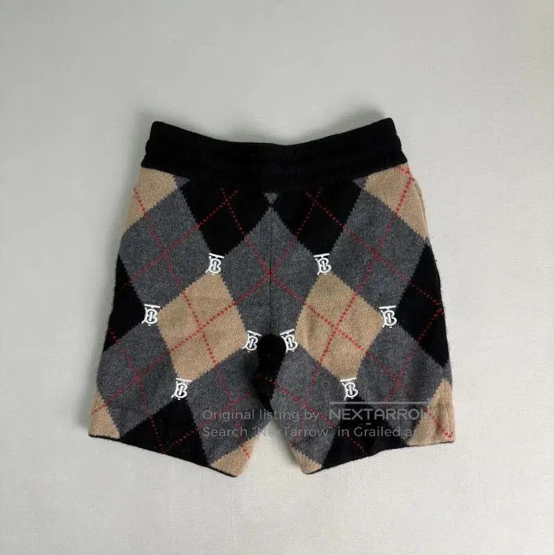 Burberry Burberry Women's Black Wool Shorts. Size 23" - 2 Thumbnail