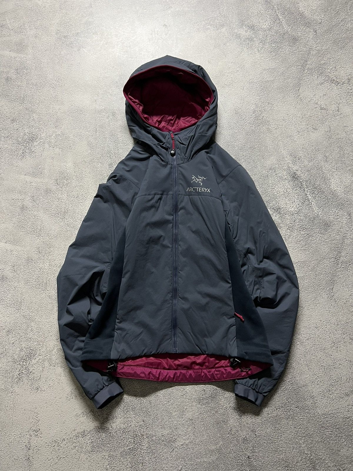 Arc'teryx Vintage Y2k Arc’teryx 🩶 Nylon Reflective Logo Jacket 00’s Size XS / US 0-2 / IT 36-38 - 10 Thumbnail