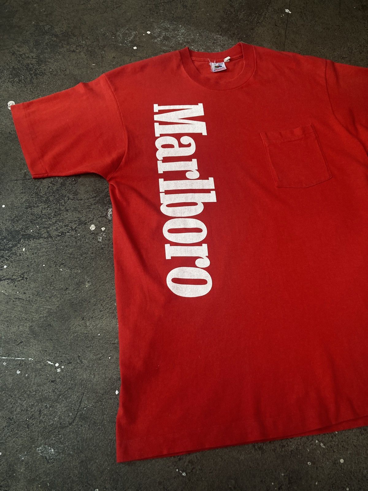 Marlboro × Marlboro Adventure Team × Marlboro Unlimited Vintage 80s Marlboro Spellout Pocket Tee Size US XL / EU 56 / 4 - 3 Thumbnail