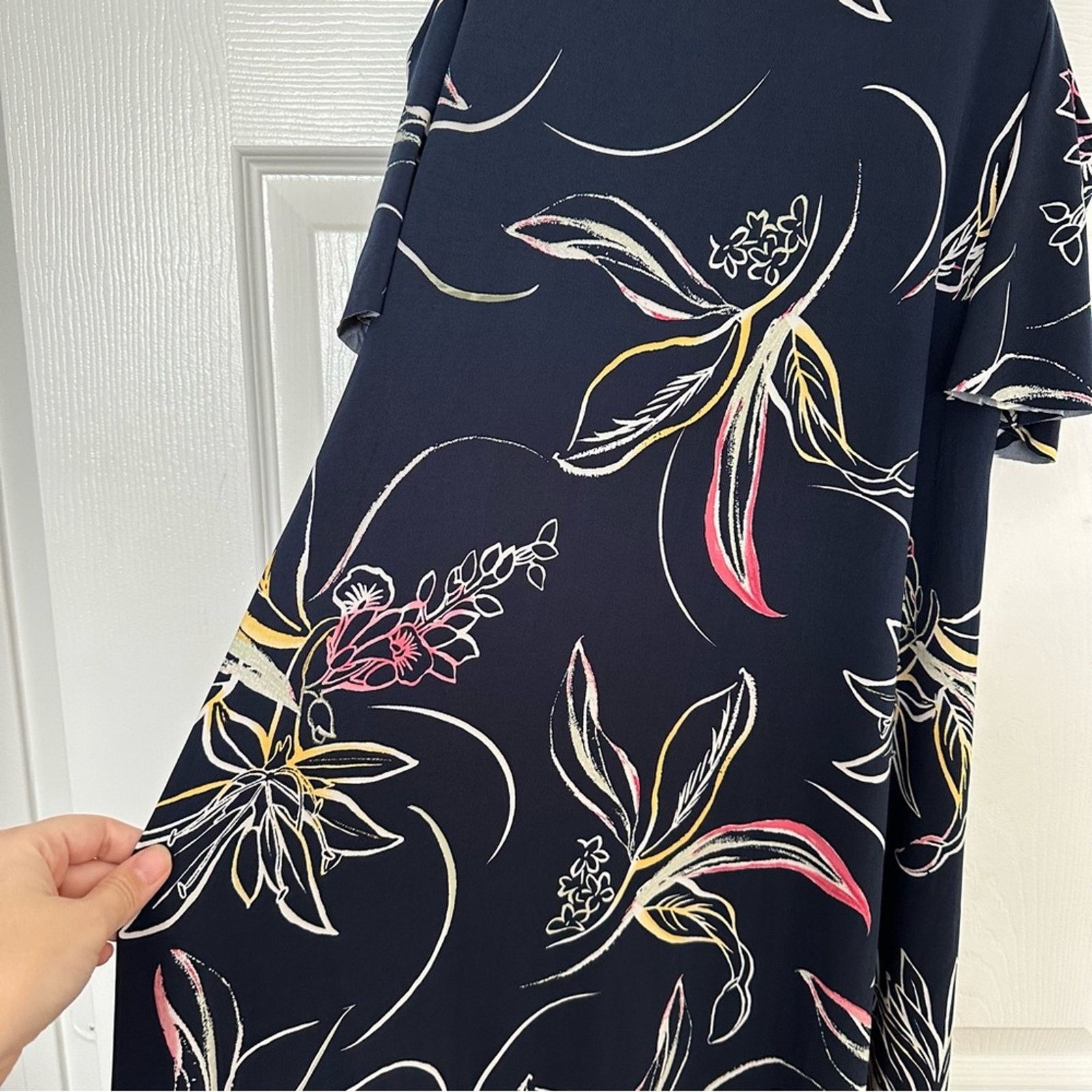 Other Beautiful Elegant Sylvia Pinero Perfect Fit Flower Dress Size ONE SIZE - 4 Thumbnail