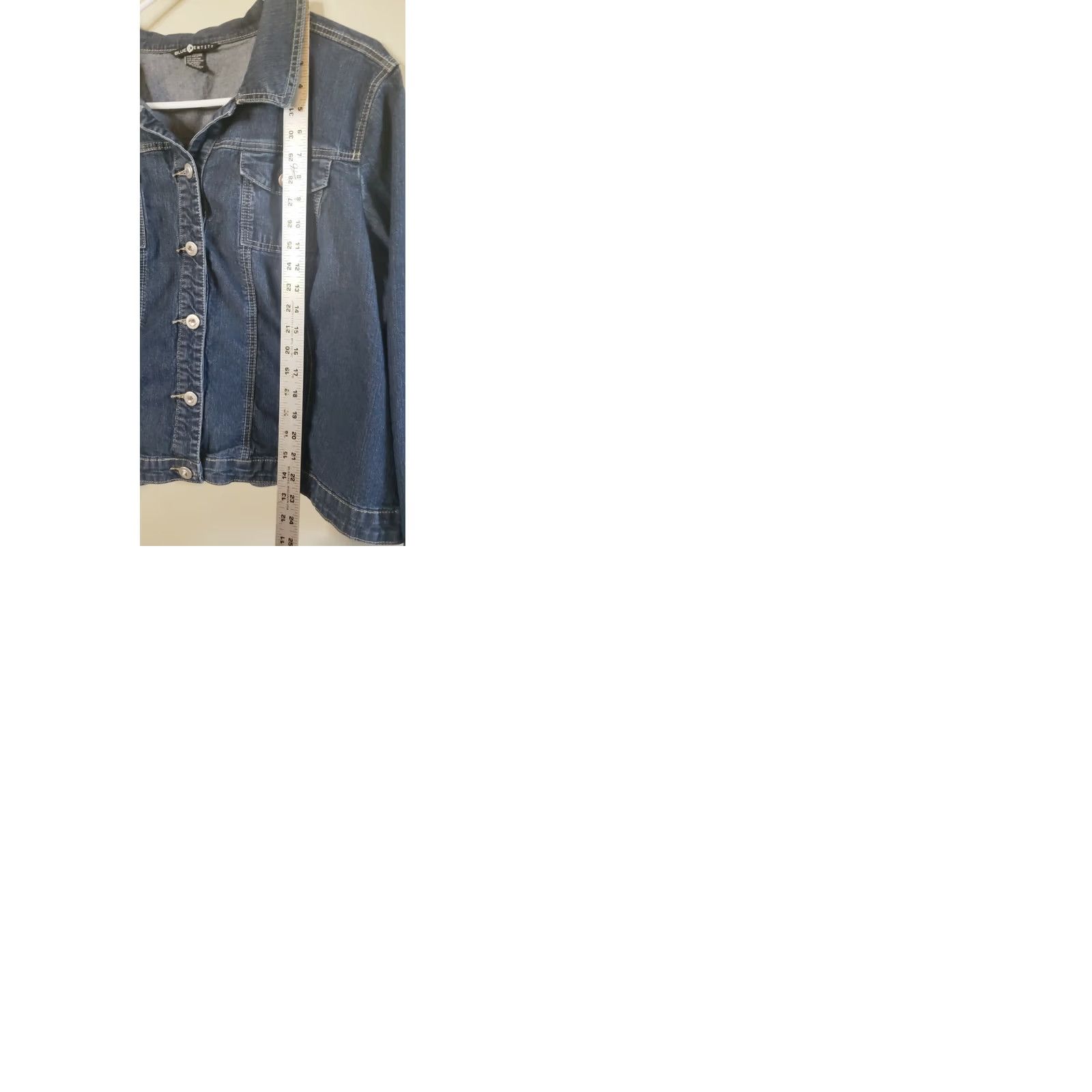 Denime New Identity Denim Jacket Women's 22/24 Short 23" Blue Rhinestone Button Jeans Jacket Casual Comfort Womens Size 3XL / US 20-22 - 9 Thumbnail