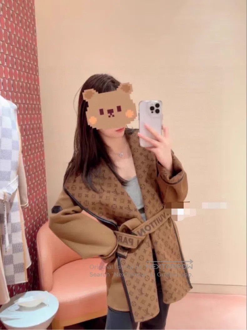 Louis Vuitton Louis Vuitton Brown cropped coat Size XS / US 0-2 / IT 36-38 - 7 Thumbnail