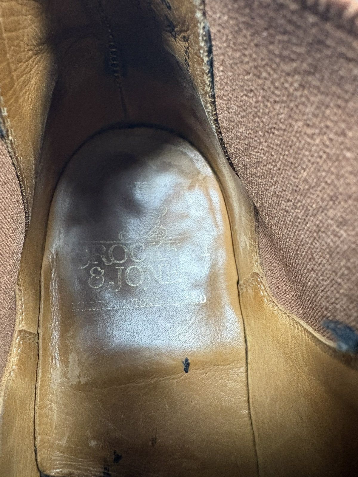 Crockett & Jones Crockett & Jones Cranford 3 Brown Camel Suede Chelsea Boots Size US 7.5 / EU 40-41 - 24 Thumbnail