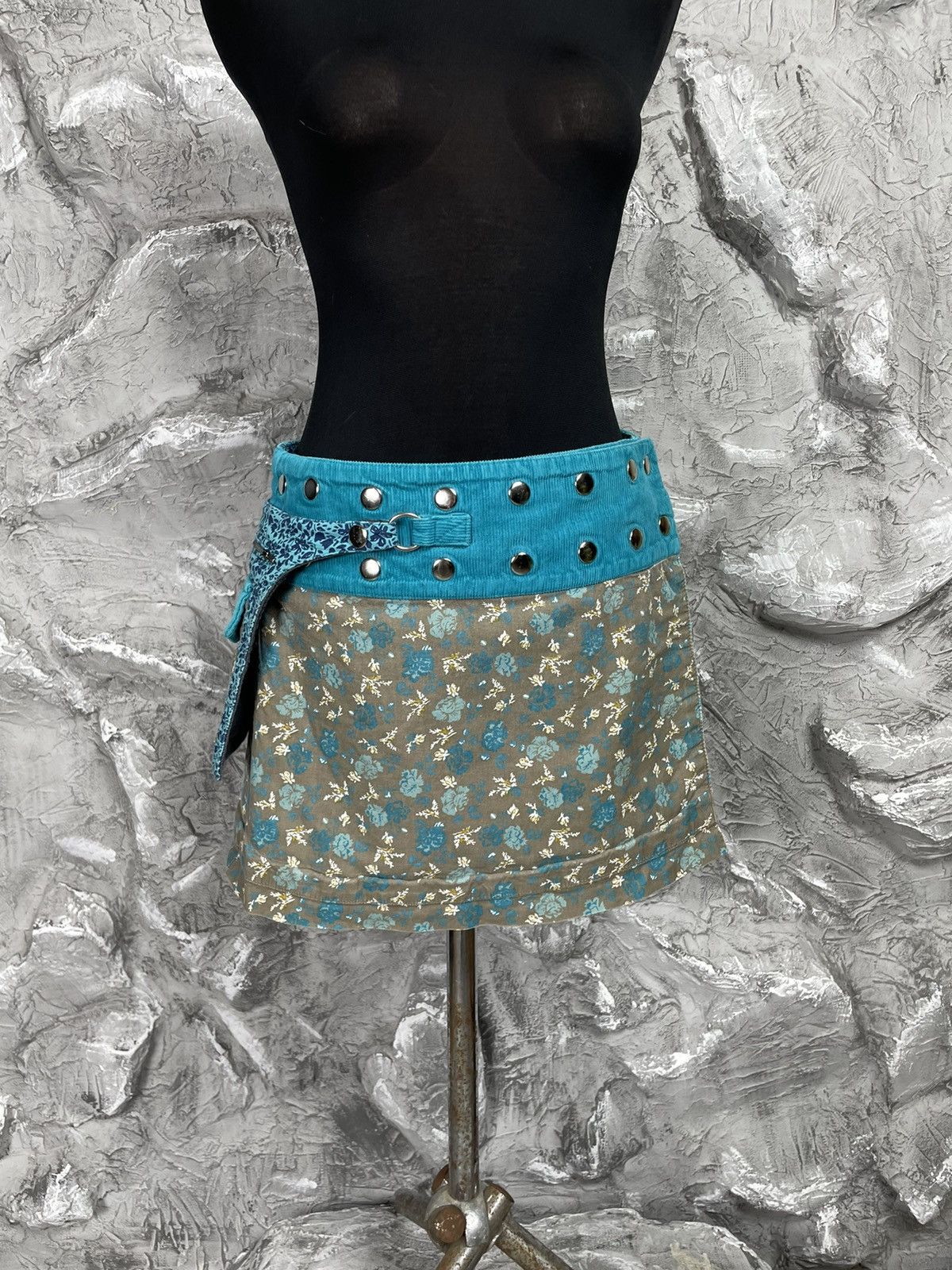 Japanese Brand 2000s Y2K Rivets Reversible Wrap Mini Skirt With Pocket Size 27" / US 4 / IT 40 - 16 Thumbnail
