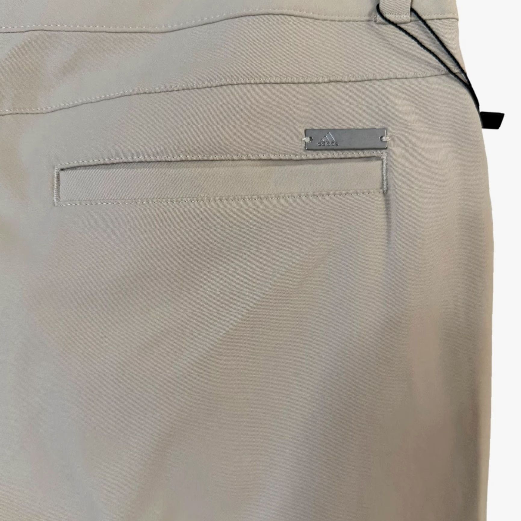 Adidas Adidas Bermuda Shorts Women 12 Tan Athletic Golf Casual Active NEW Performance Pockets Size 34" / US 12 / IT 48 - 7 Thumbnail