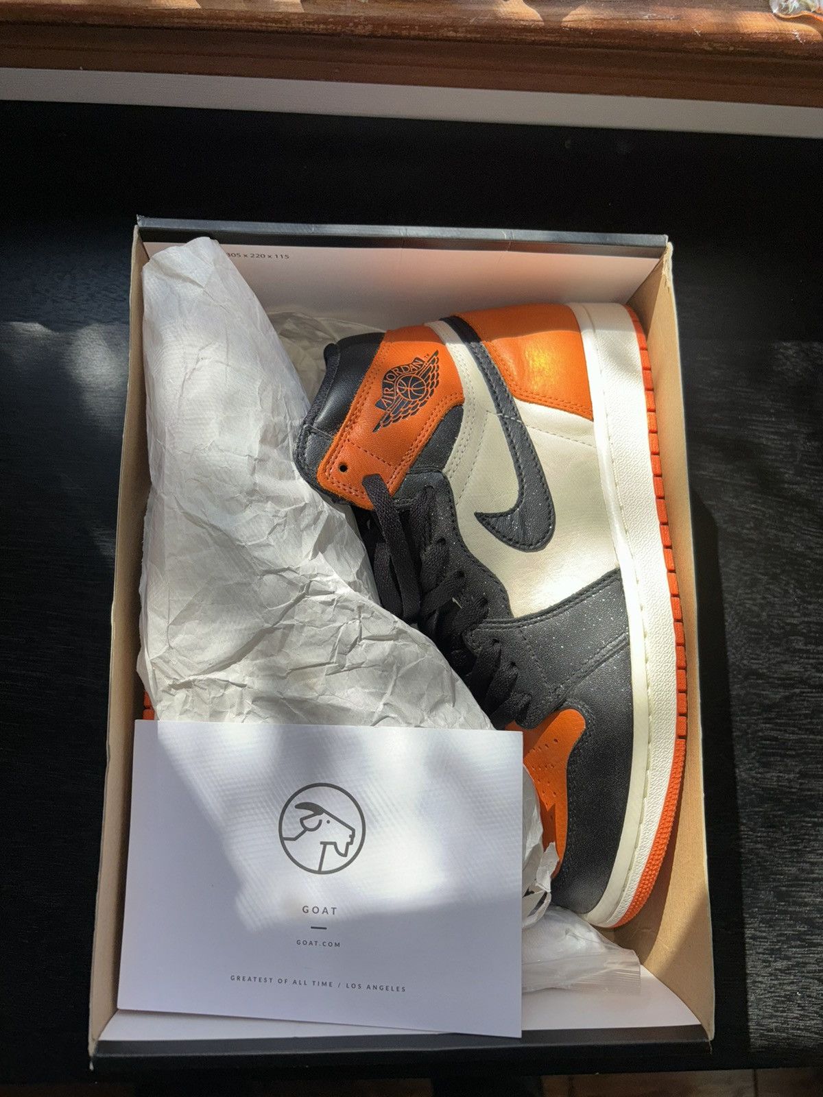Jordan Brand × Nike Air Jordan 1 Shattered Backboard 1.0 Size US 9 / EU 42 - 2 Thumbnail
