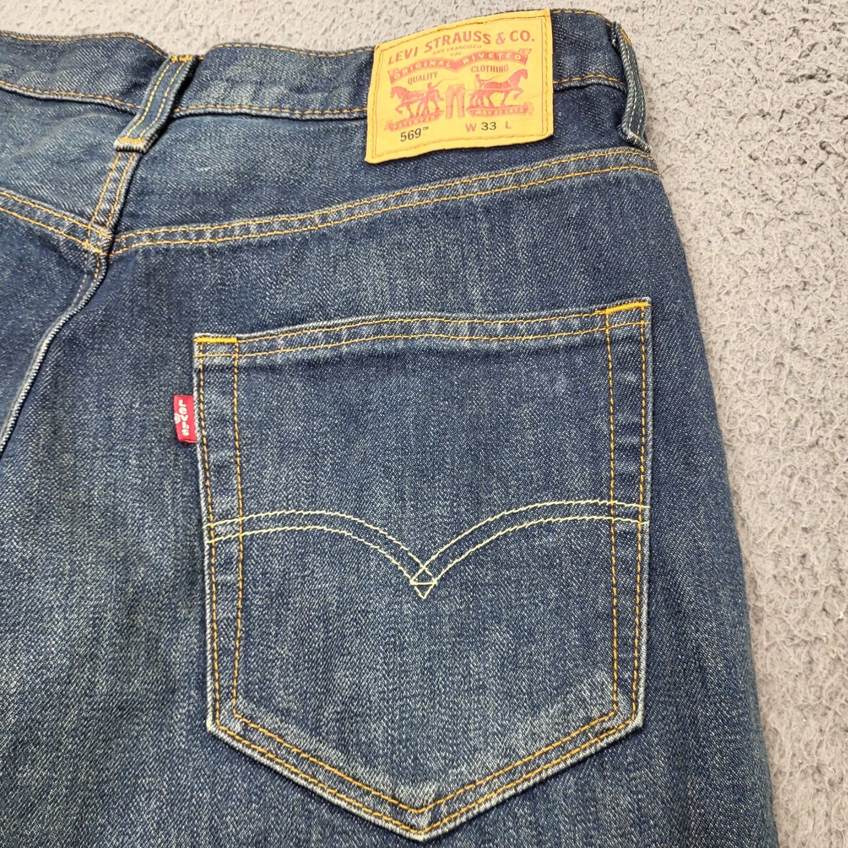 Levi's Levi’s 569 Shorts Mens 33 Denim Blue Loose Straight Leg Hiking Fishing Bermuda Casual Outdoor 90s Mens Size US 33 - 3 Thumbnail