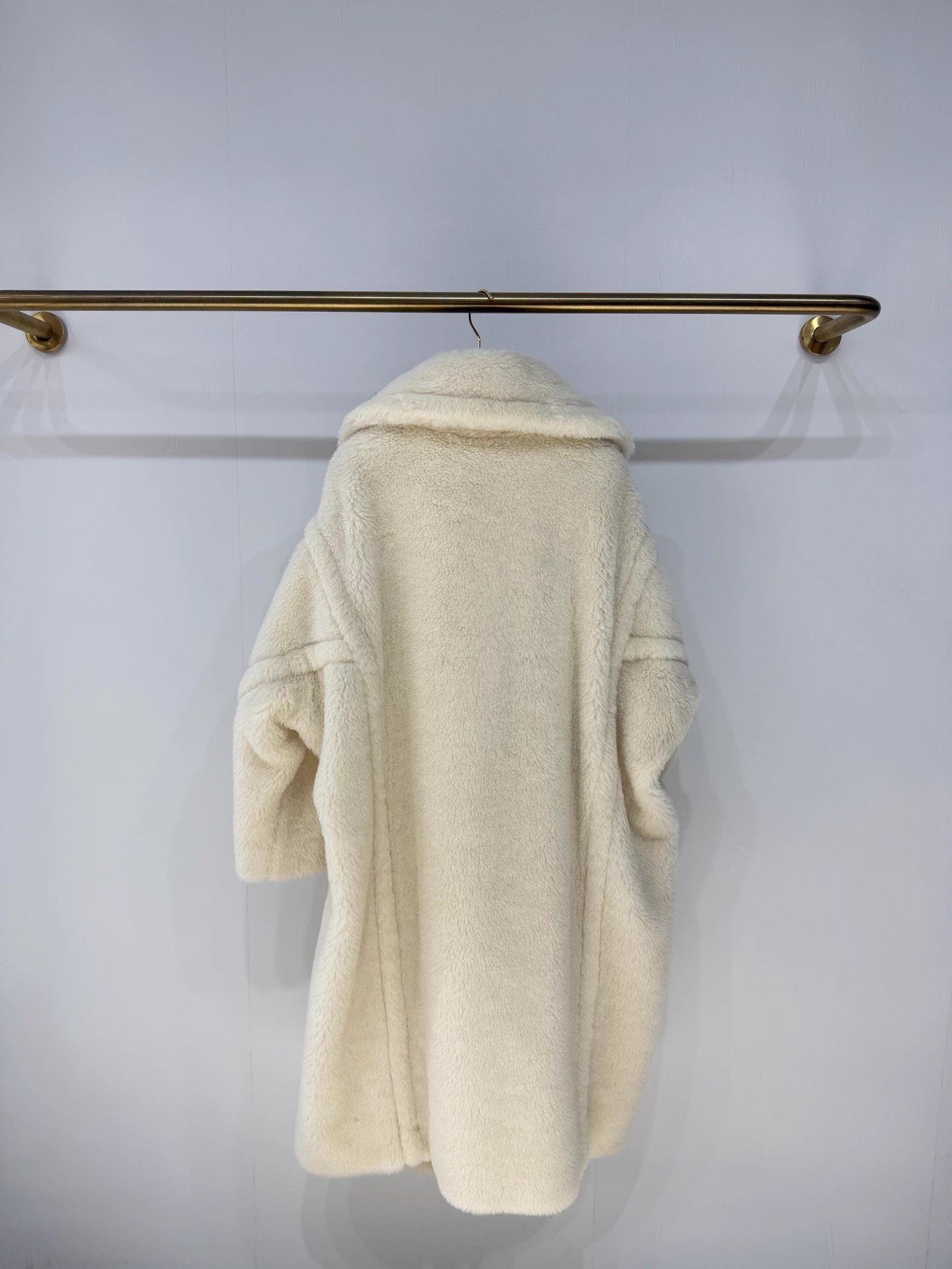 Max Mara Maxmara White Teddy Coat 99 New XS Size XS / US 0-2 / IT 36-38 - 5 Thumbnail