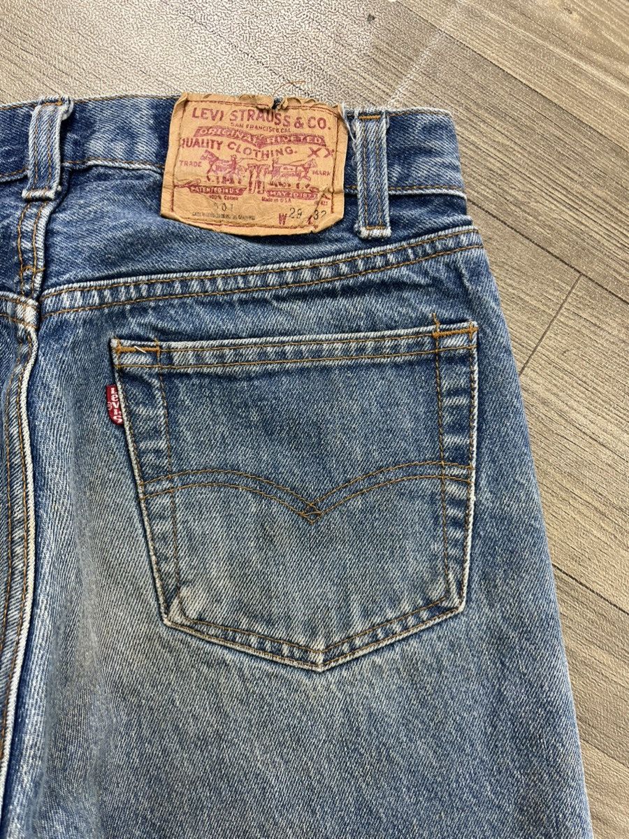 Levi's Vintage Clothing 🇺🇸1970s Vintage Levis 501 LVC 29x32 Distressed Blue Jeans Size US 29 - 18 Thumbnail