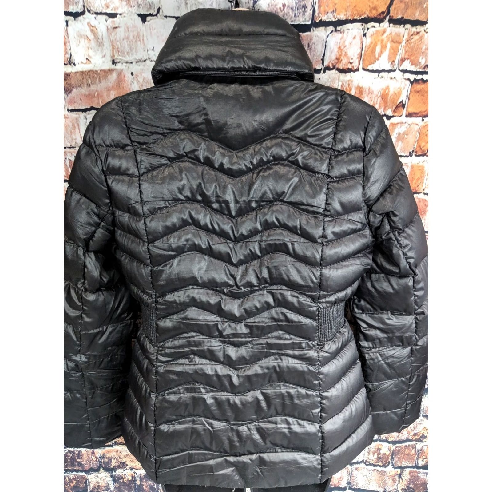 Vintage a.n.a Puffer Jacket Womens Small Black Down Lightweight Packable Hood Winter Size S / US 4 / IT 40 - 4 Thumbnail