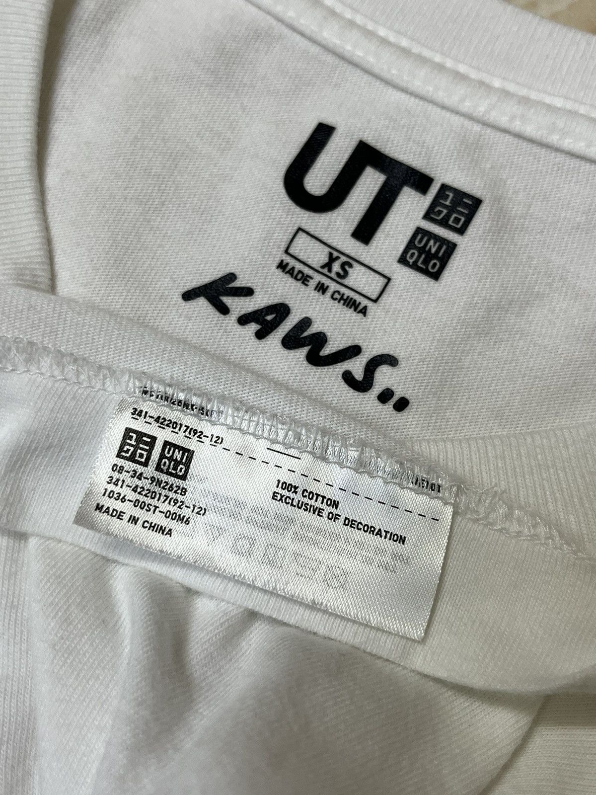 Kaws × Uniqlo NICE🔥🔥UNIQLO x KAWS COLLABORATION TEE SHIRT Size US XS / EU 42 / 0 - 8 Thumbnail