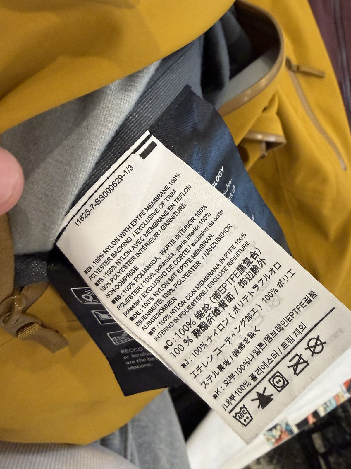 Arc'teryx Arc’teryx Sabre LT Jacket Yellow Size US XXL / EU 58 / 5 - 4 Thumbnail