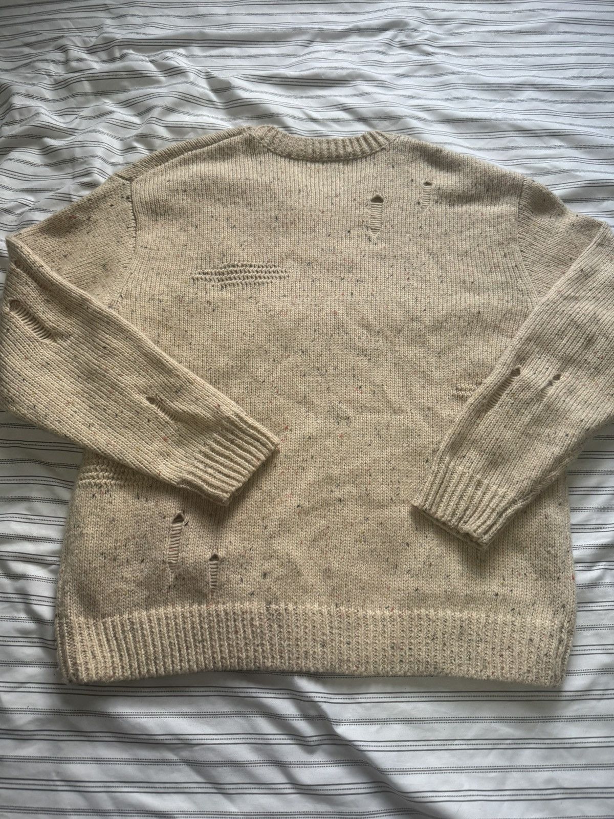 Zara Zara Tan Crewneck Sweater with Distressed Detailing Size US M / EU 48-50 / 2 - 6 Thumbnail