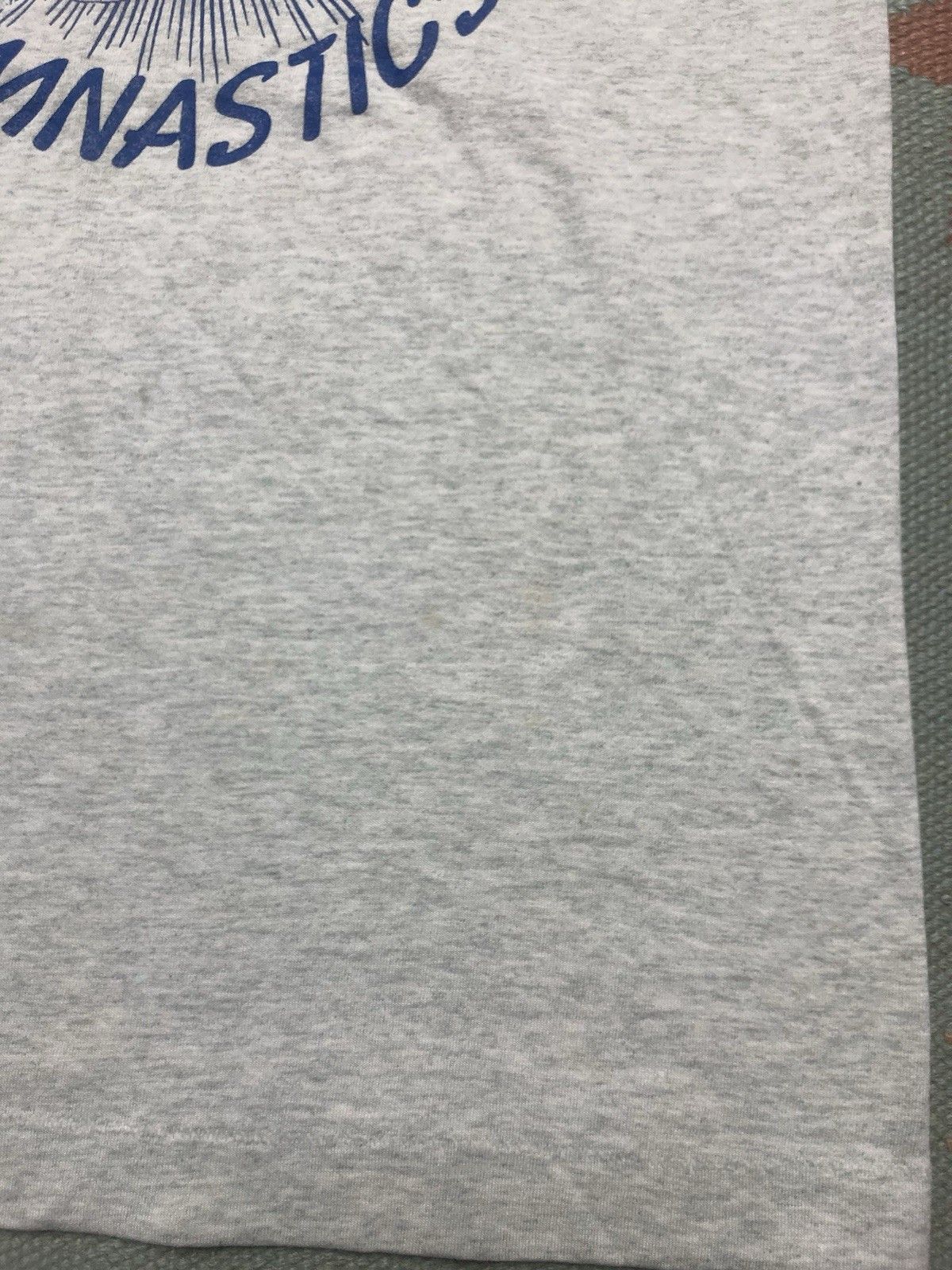Vintage Vtg 90s tshirt Hillsdale gymnastics Michigan single stitch S Size US S / EU 44-46 / 1 - 4 Thumbnail
