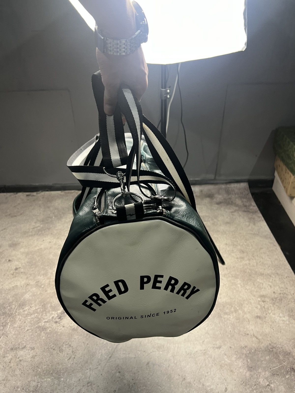 Fred Perry 💥Fred Perry vintage leather bag‼️ Size ONE SIZE - 15 Thumbnail