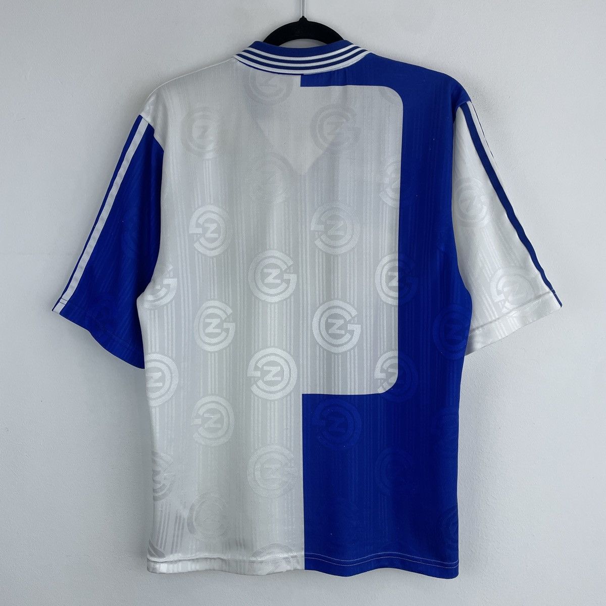 Adidas Grasshoppers Zurich Adidas Vintage Home Jersey 1997/1998 S Size US S / EU 44-46 / 1 - 15 Thumbnail