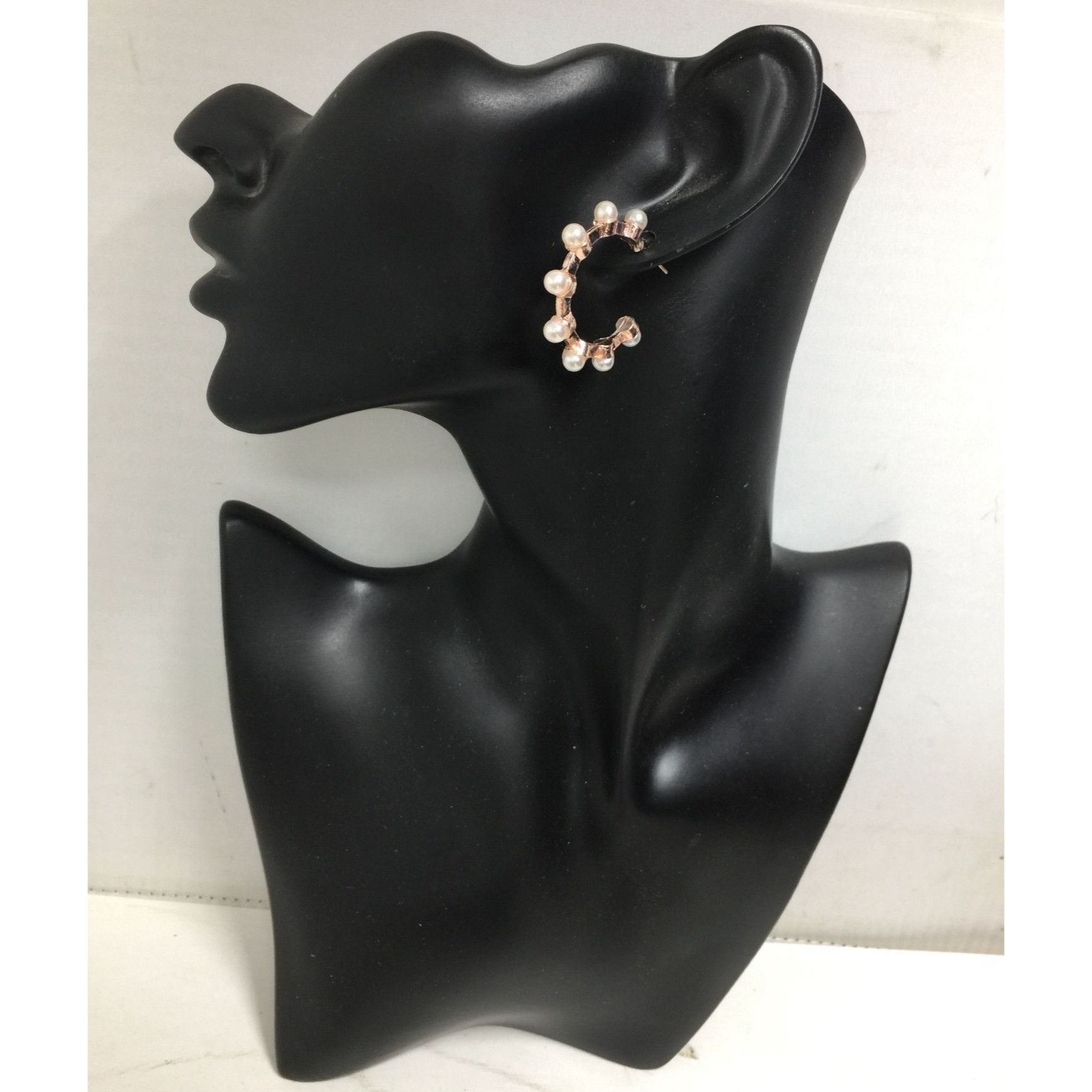 Other Women's Rose Gold Hoop Earrings with White Faux Pearls Size ONE SIZE - 2 Thumbnail