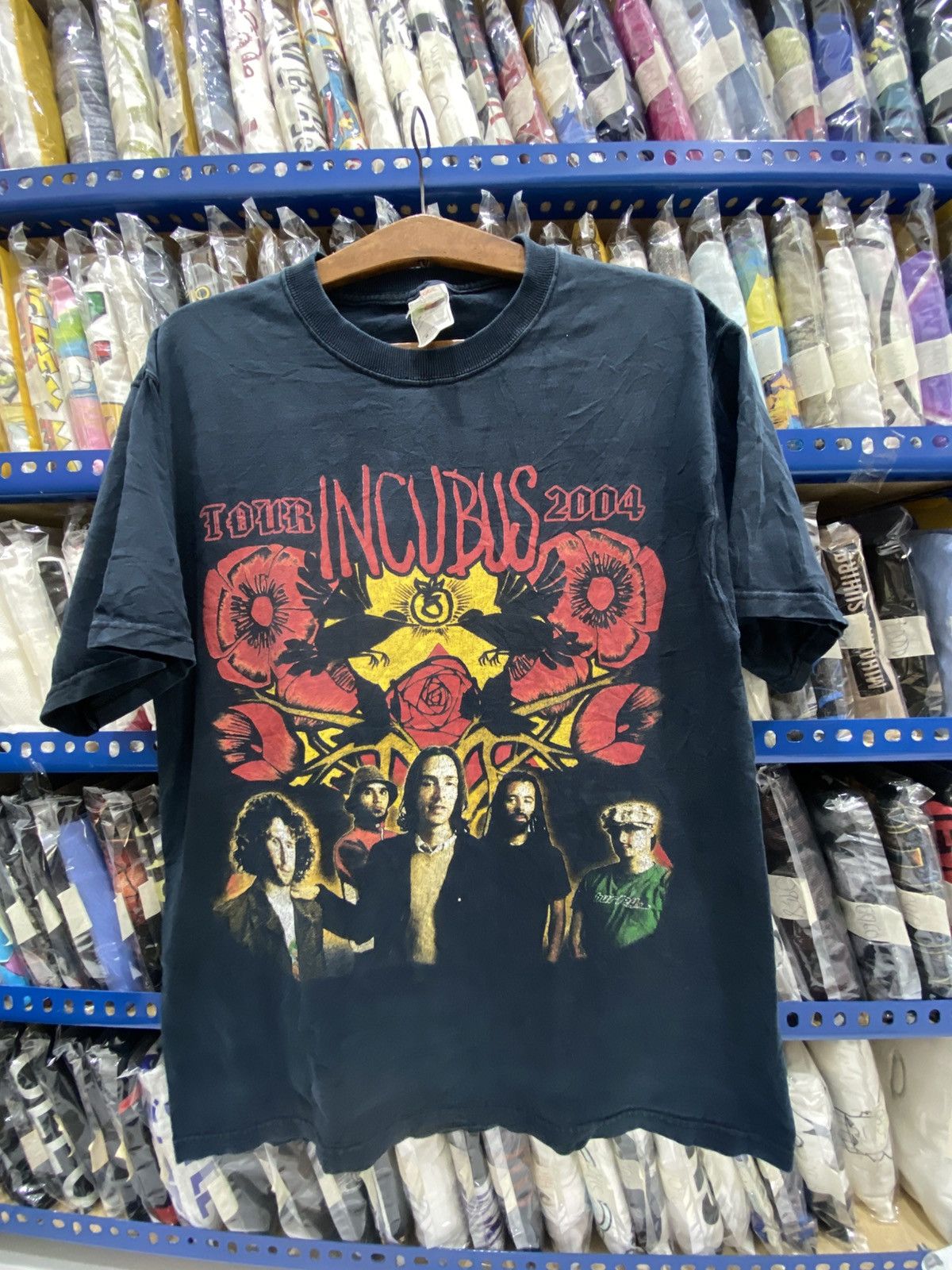 Band Tees TOUR INCUBUS 2004 Size US M / EU 48-50 / 2 - 1 Thumbnail