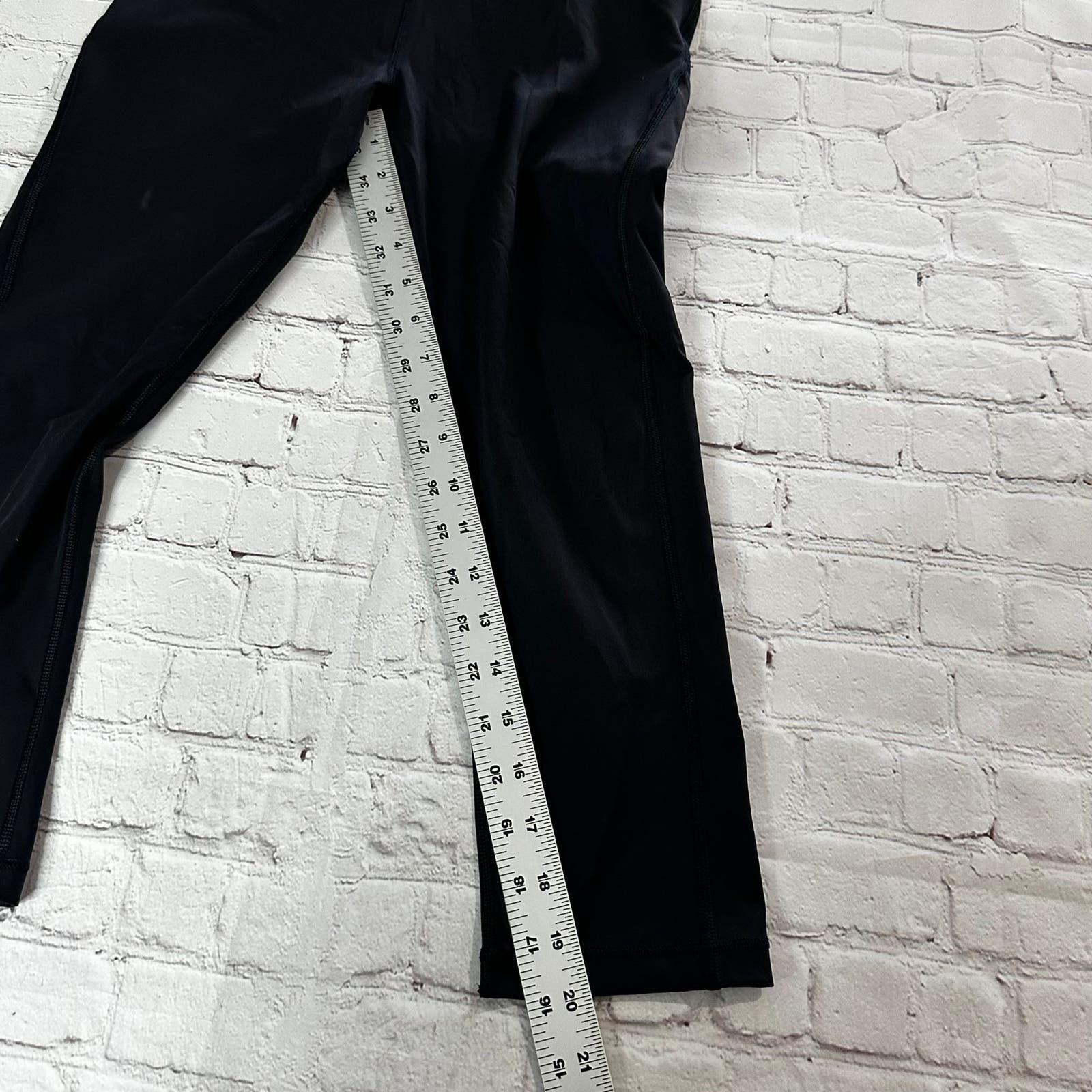 Athleta High waist black athleta leggings Size 28" / US 6 / IT 42 - 4 Thumbnail