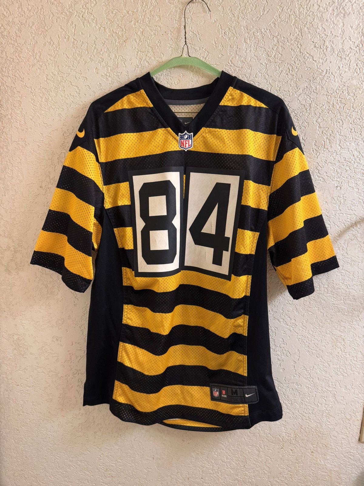 NFL × Nike Authentic Antonio Brown Steelers Bumblebee Jersey - Size M Size US M / EU 48-50 / 2 - 1 Thumbnail