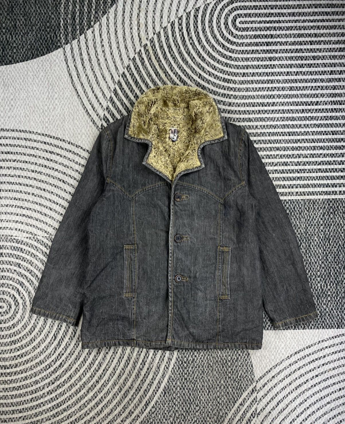 And A Vtg And A Sherpa Lined Dark Wash Jacket Size US M / EU 48-50 / 2 - 1 Thumbnail