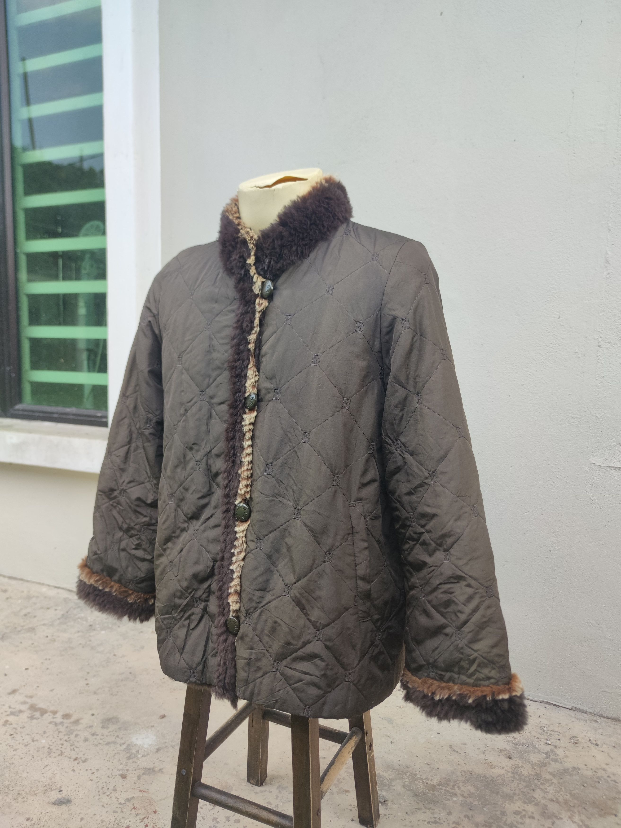 Balmain Balmain Paris Spanish Rabbit Fur Reversible Jacket Size XL / US 12-14 / IT 48-50 - 15 Thumbnail
