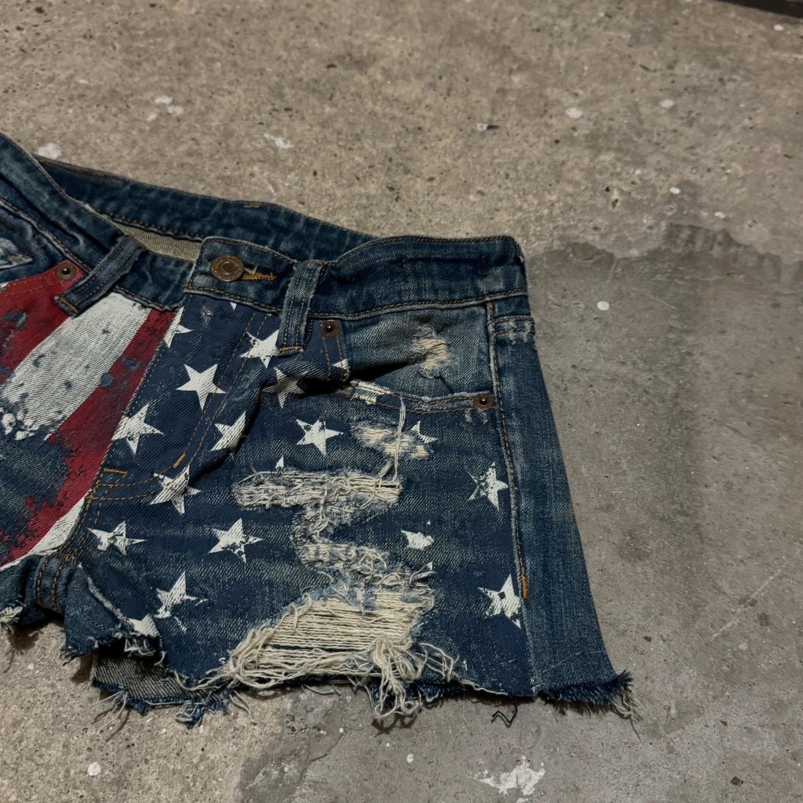 Denim & Supply Ralph Lauren Ralph lauren denim&supply usa flag print mini shorts Size 25" / US 0 / IT 36 - 3 Thumbnail