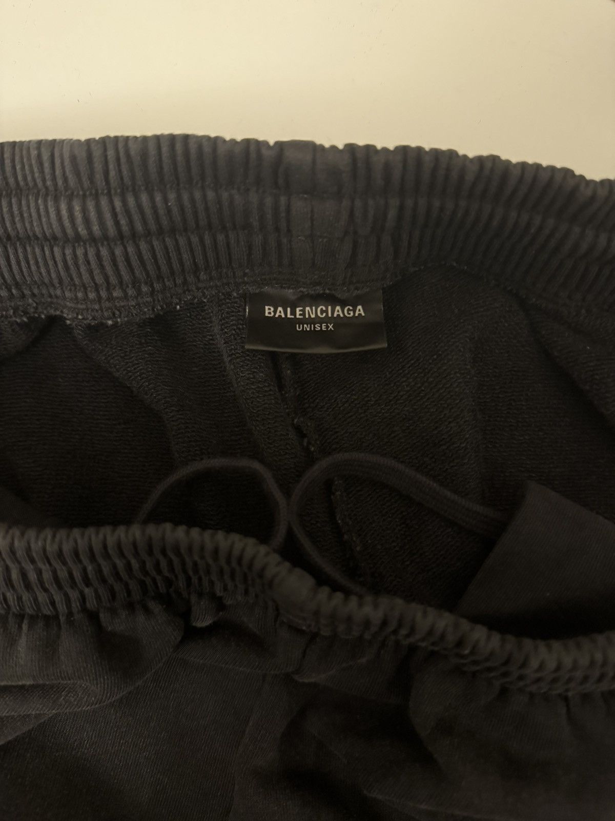 Balenciaga Balenciaga Hybrid 50/50 Half Sweatpants & Half Denim Jeans Size US 32 / EU 48 - 3 Thumbnail