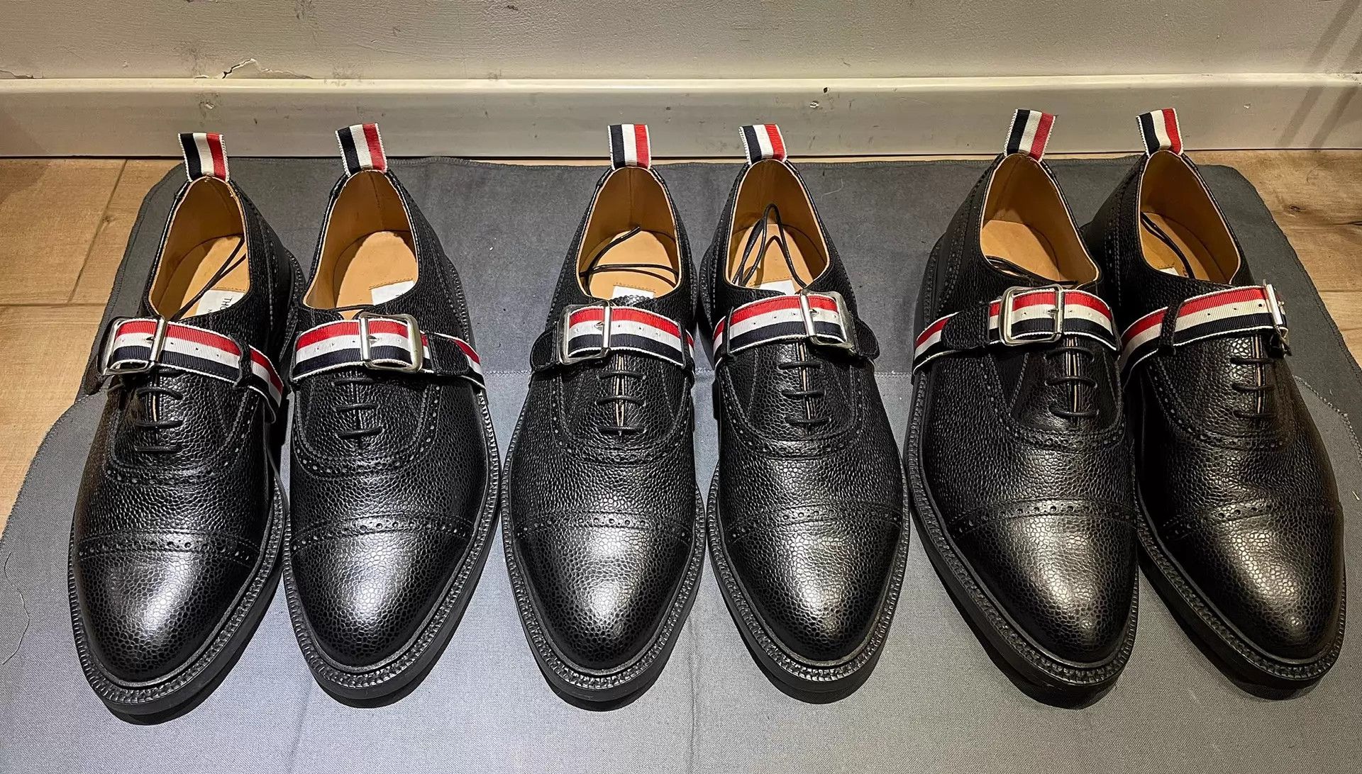 Thom Browne Thom Browne Classic Wooden Sole Removable Laces Leather US9 Size US 9 / EU 42 - 1 Thumbnail