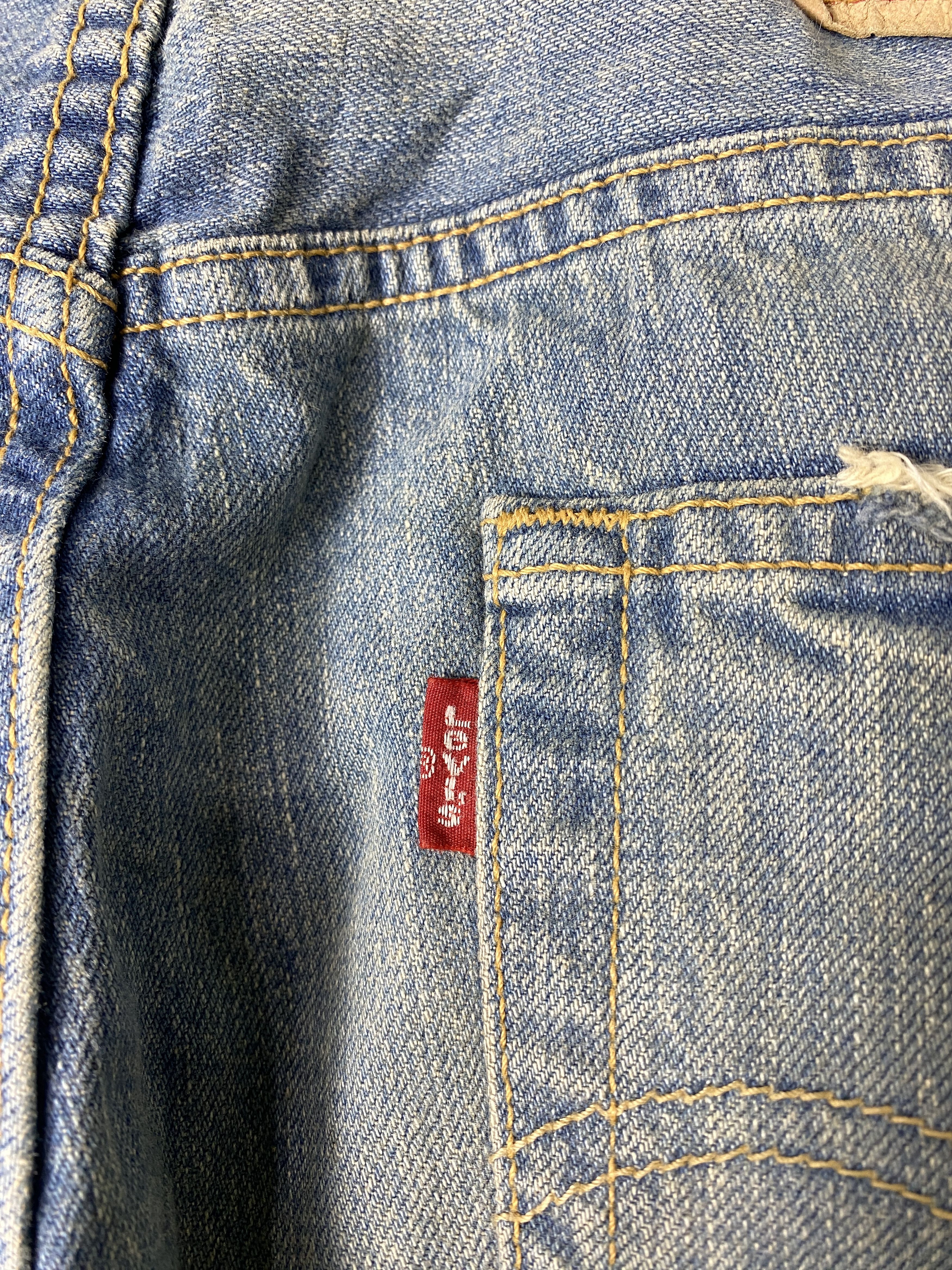 Levi's Vintage Levi's 501 Faded Mid Wash Jeans CP0034 Size US 32 / EU 48 - 9 Thumbnail