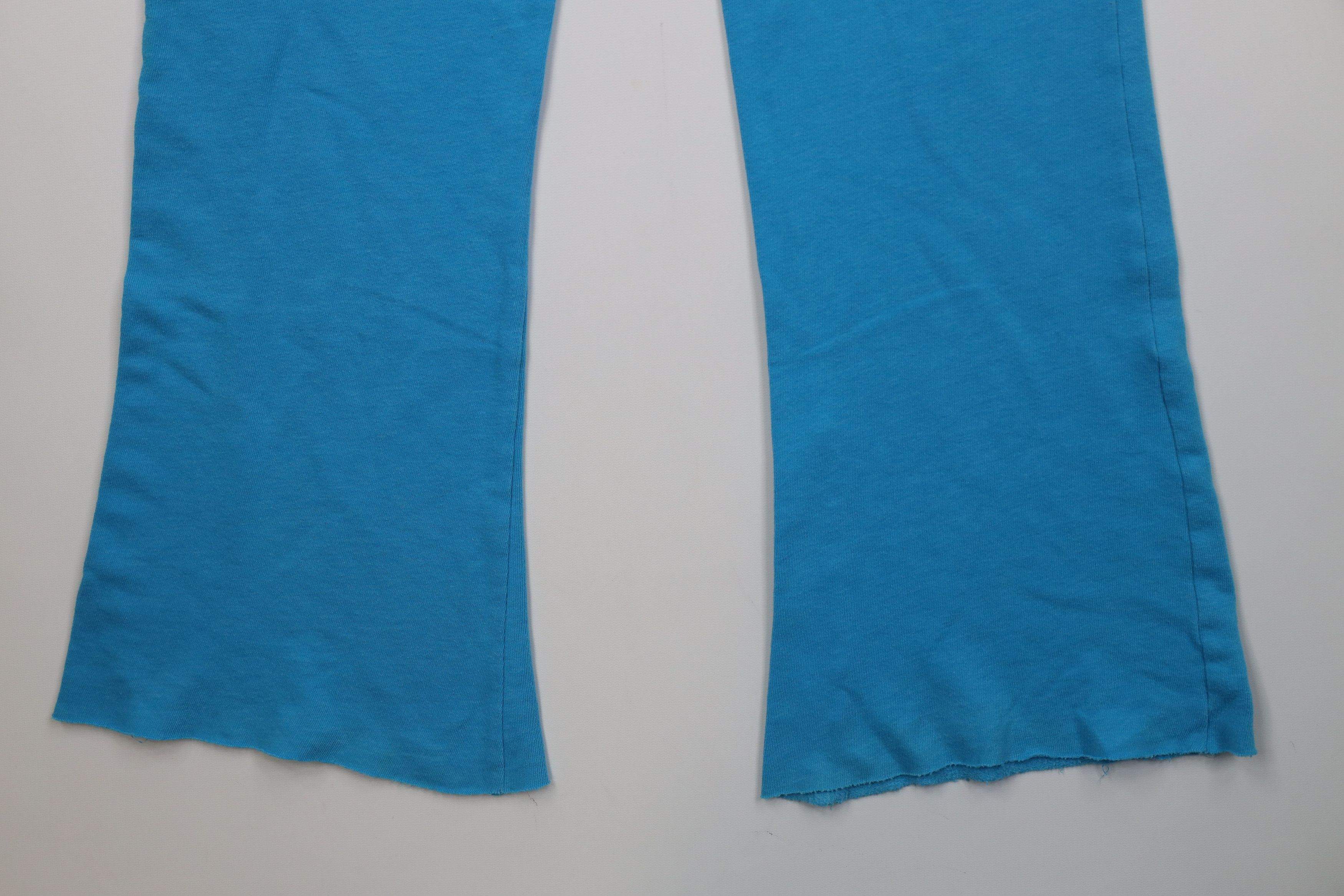 Victoria's Secret Vintage Y2K Pink Victoria's Secret Wide Leg Sweatpants Blue Size 34" / US 12 / IT 48 - 13 Thumbnail