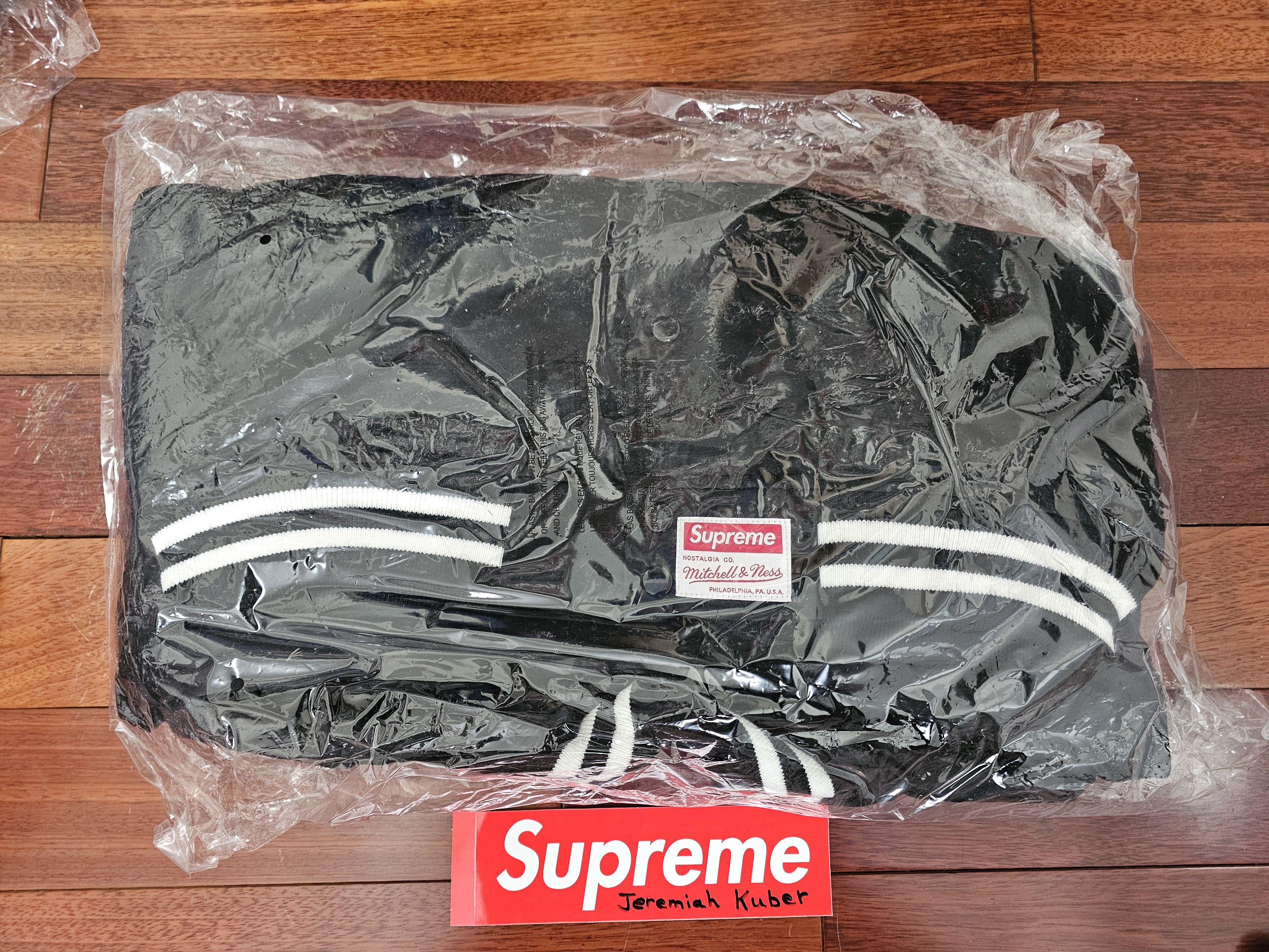 Supreme Supreme Black Satin Mitchell & Ness Varsity Jacket FW24 Size US M / EU 48-50 / 2 - 6 Thumbnail