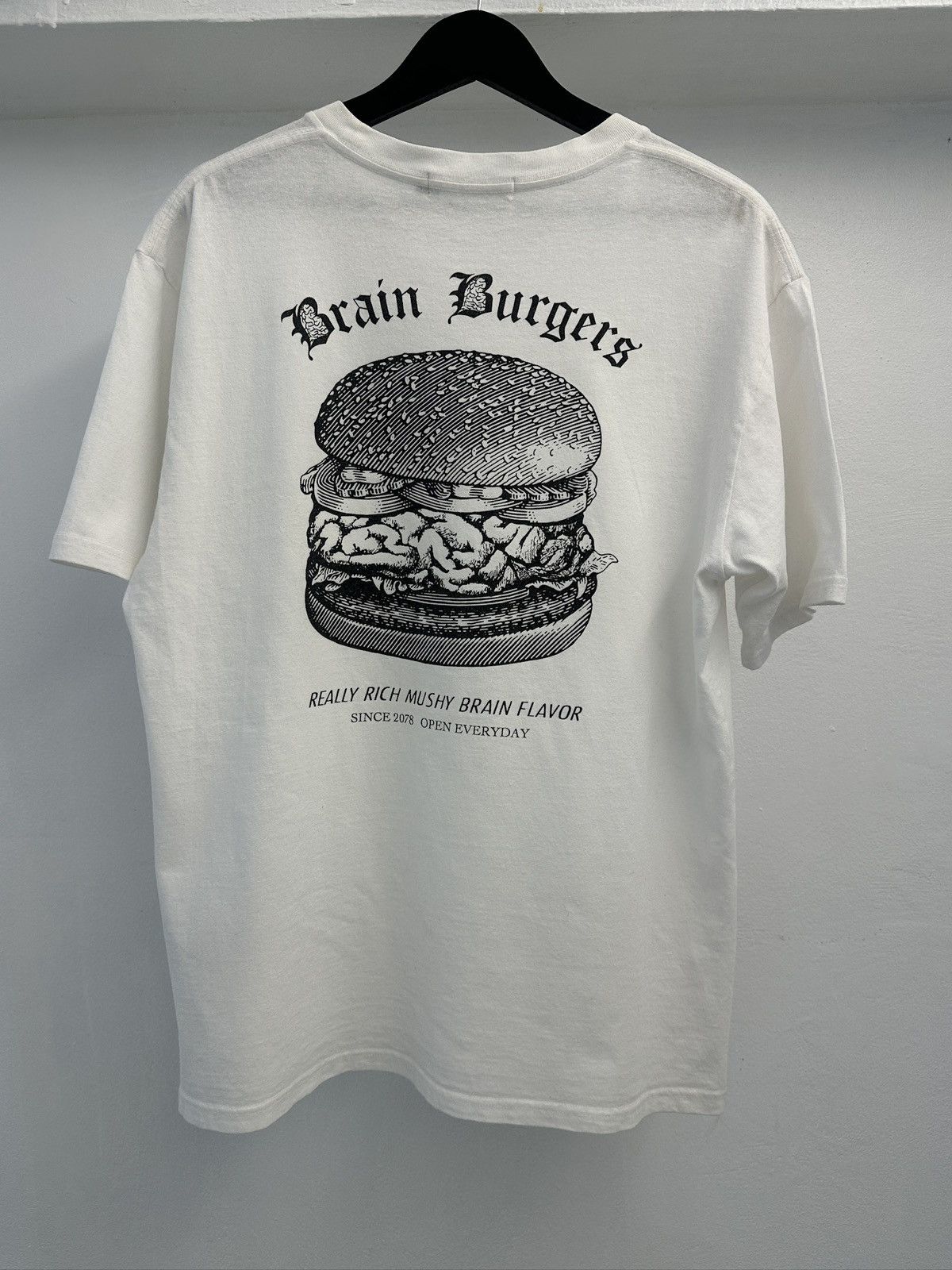 Undercover Undercover Brain Burger White Graphic Tee – Archive Size US M / EU 48-50 / 2 - 1 Thumbnail