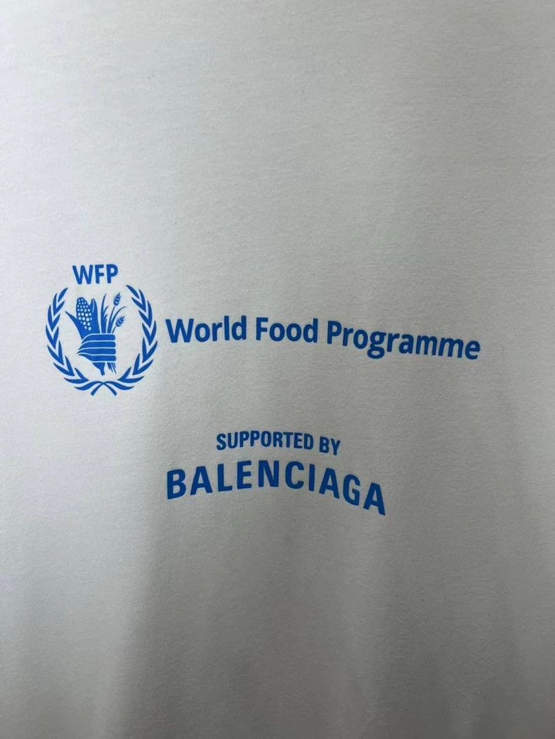 Balenciaga Balenciaga Heatstroke short sleeve Size US L / EU 52-54 / 3 - 4 Thumbnail