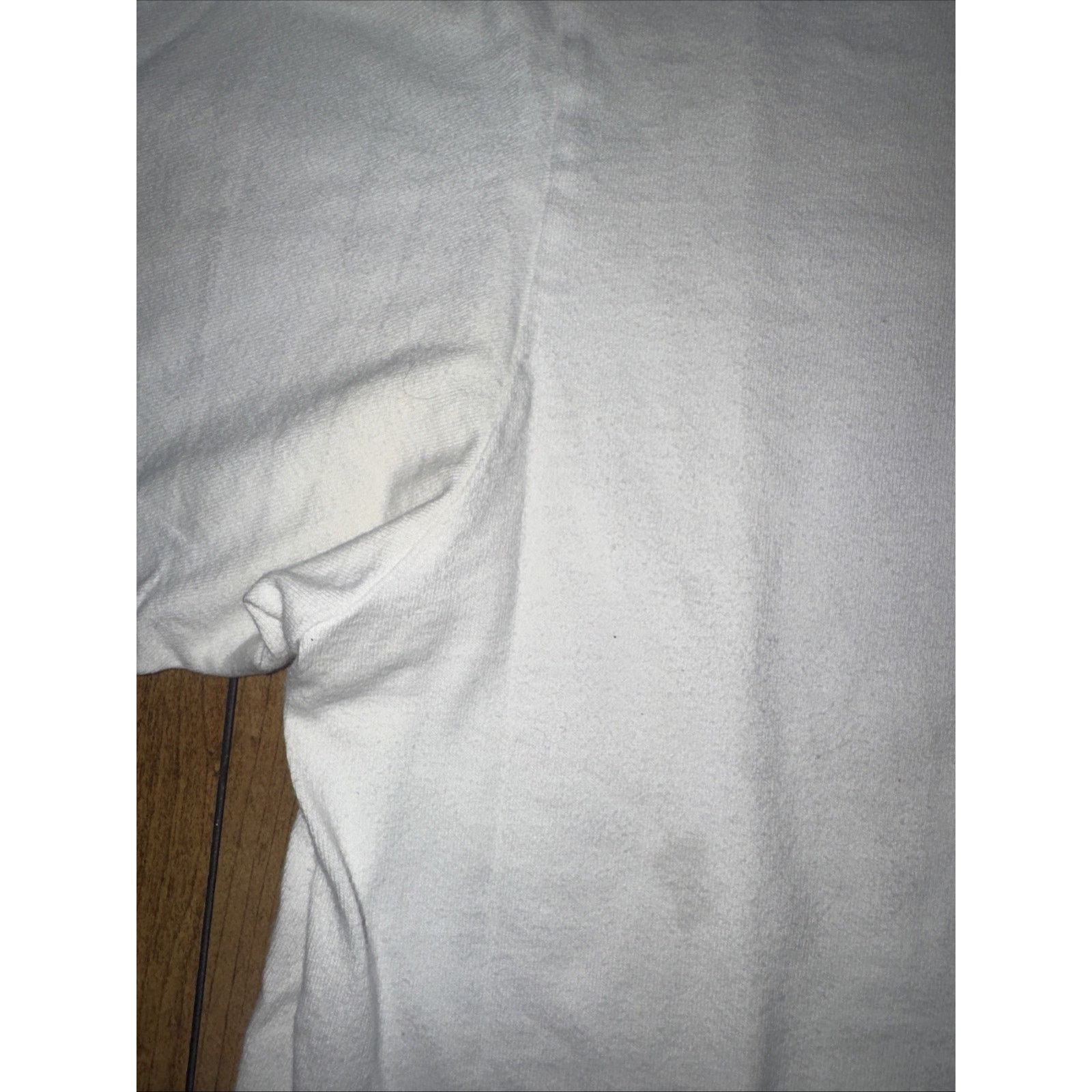 Kaws × Uniqlo Uniqlo x Kaws Graphic T-Shirt White Large 21x27 Size US L / EU 52-54 / 3 - 3 Thumbnail