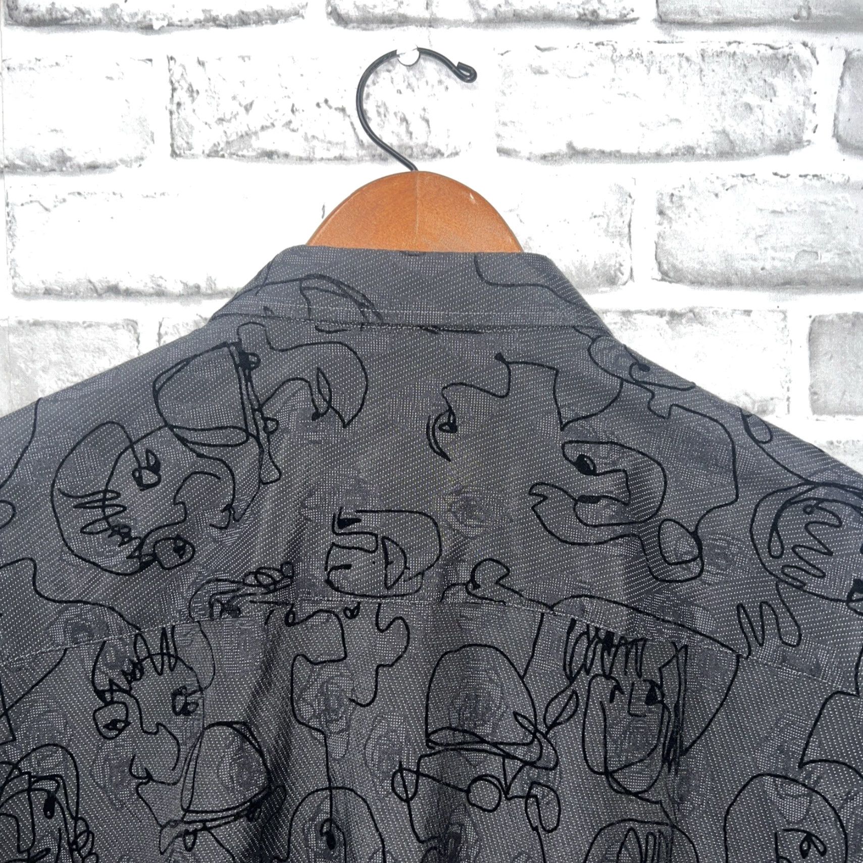 Luchiano Visconti VINTAGE Luchiano Visconti Black Button-Up Shirt Mens Size L Size US L / EU 52-54 / 3 - 5 Thumbnail