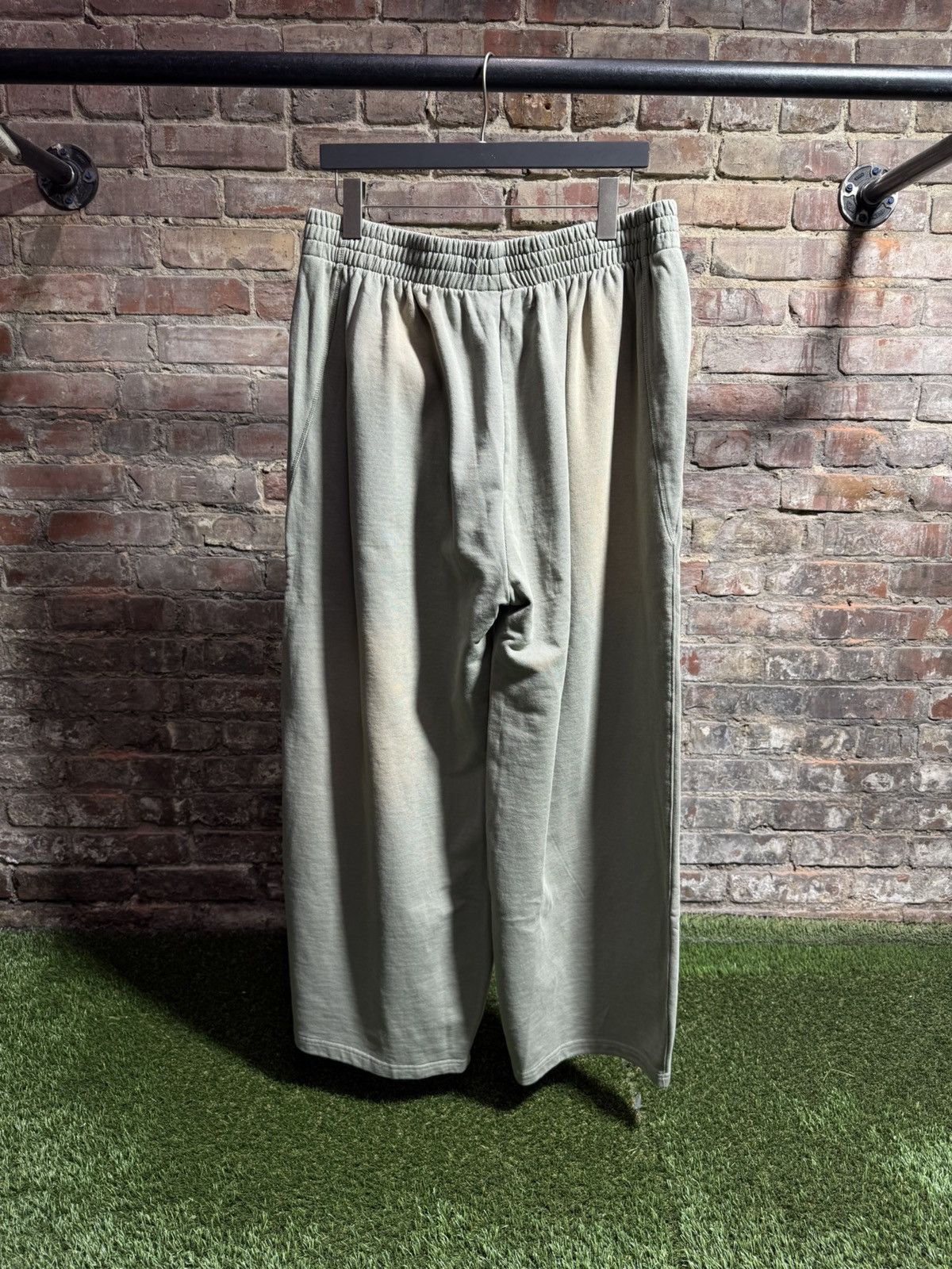The GV Gallery Gv Gallery Canyon Sweats Sz. M Size US 32 / EU 48 - 2 Thumbnail