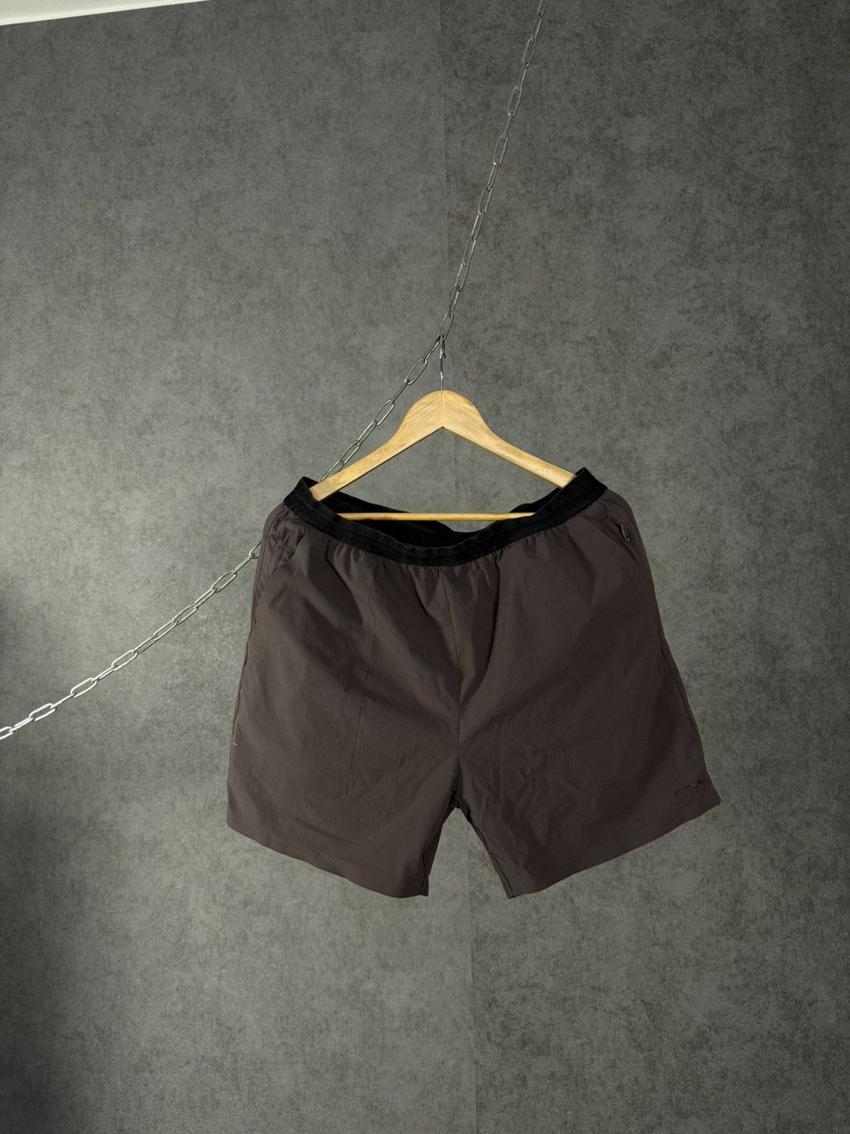 Represent Clo. Represent sportwear designer shorts Size US 34 / EU 50 - 1 Thumbnail