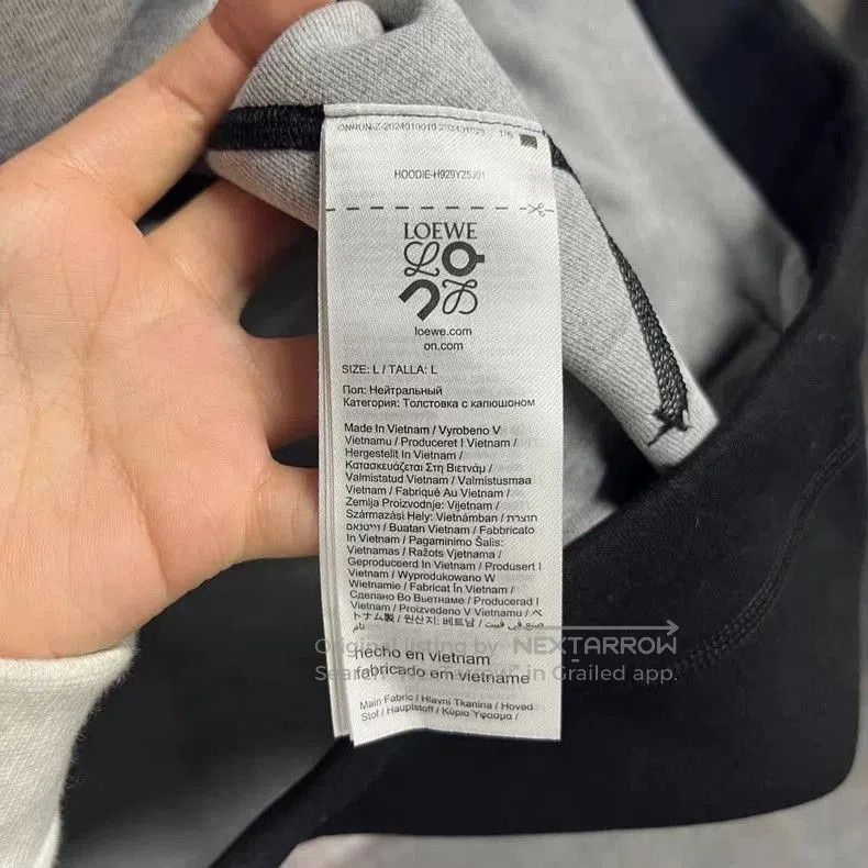 Loewe loewe black solid color letter logo printed hooded zipper l Size US L / EU 52-54 / 3 - 5 Thumbnail