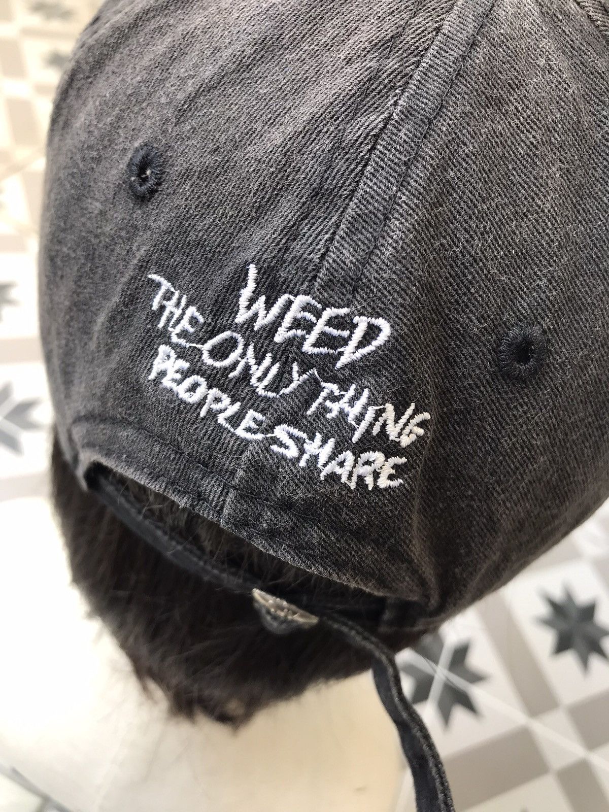 Vintage 🍁WEED THE ONLY THING PEOPLE SHARE CAP HAT Size ONE SIZE - 7 Thumbnail