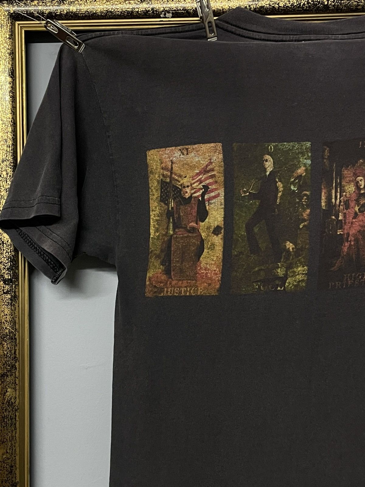 Band Tees Vintage Original 90s Marilyn Manson Hieropant Tarot Sunfaded Size US S / EU 44-46 / 1 - 10 Thumbnail