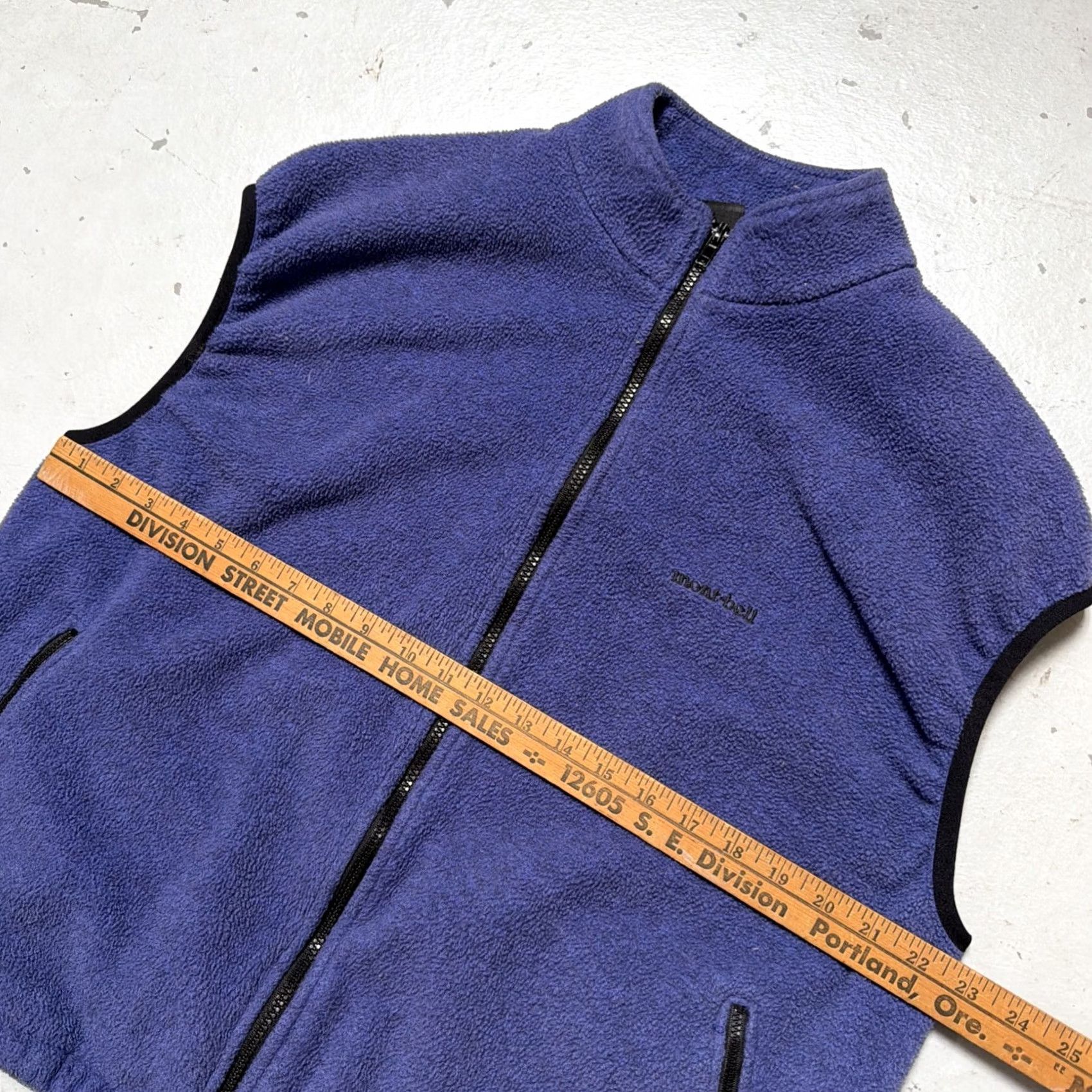 Montbell VINTAGE Montbell Vest XL Fleece Full Zip Outdoor Japan USA Made 90s 80s Camp Hiking Gorp Ski Unisex Adults Mens Womens Size US XL / EU 56 / 4 - 2 Thumbnail