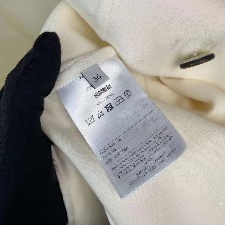 Other Valentino The trench coat is white Size XS / US 0-2 / IT 36-38 - 5 Thumbnail