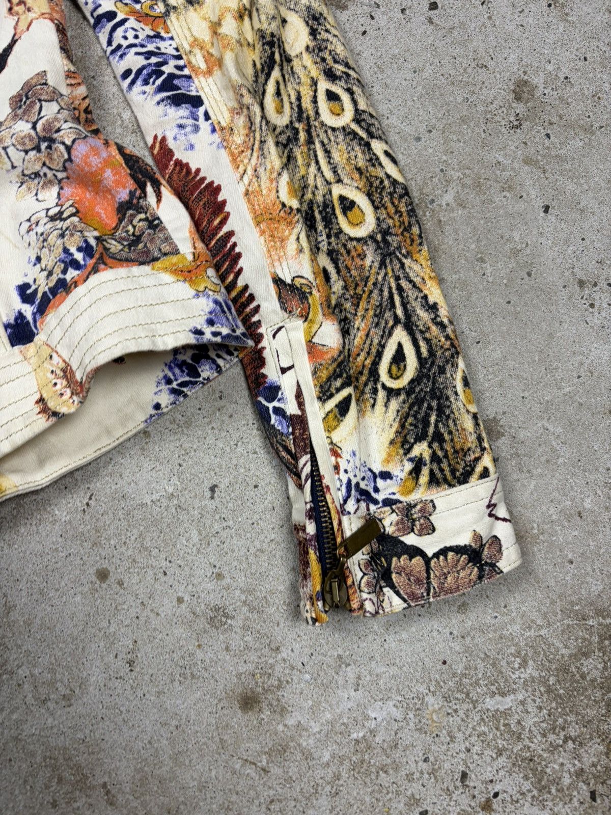 Just Cavalli 2000s Just Cavalli Roberto Multi Print Jeans Jacket Denim Size XS / US 0-2 / IT 36-38 - 15 Thumbnail