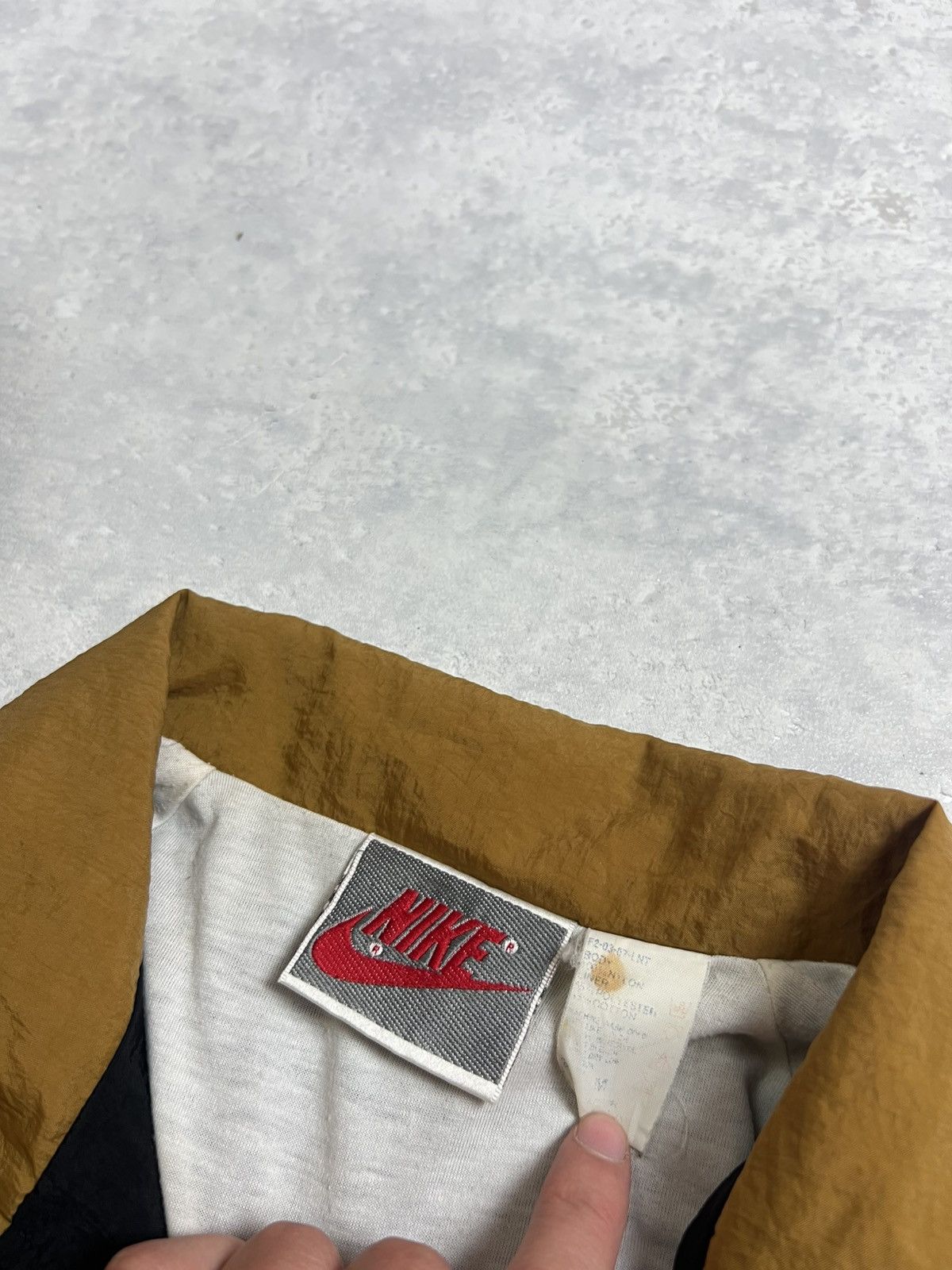 Nike 90s Nike Retro Logo Vintage Y2K Windbreaker Light Jackef Size US M / EU 48-50 / 2 - 5 Thumbnail
