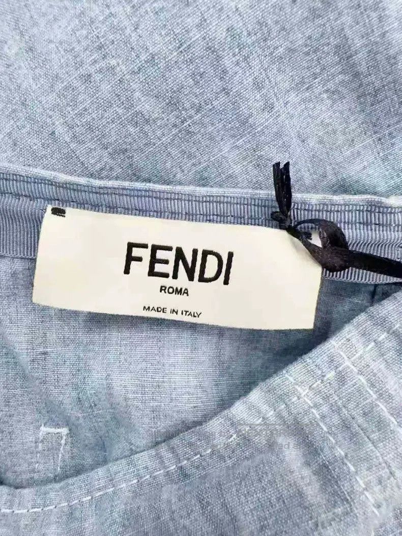 Fendi Fendi Denim Skirt with Vintage Denim Pockets Embroidered L Size 26" / US 2 / IT 38 - 5 Thumbnail